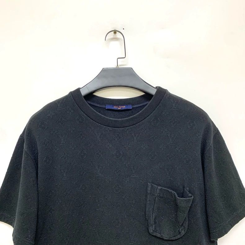 Louis Vuitton Louis Vuitton Black full print short sleeve Size US XL / EU 56 / 4 - 3 Thumbnail