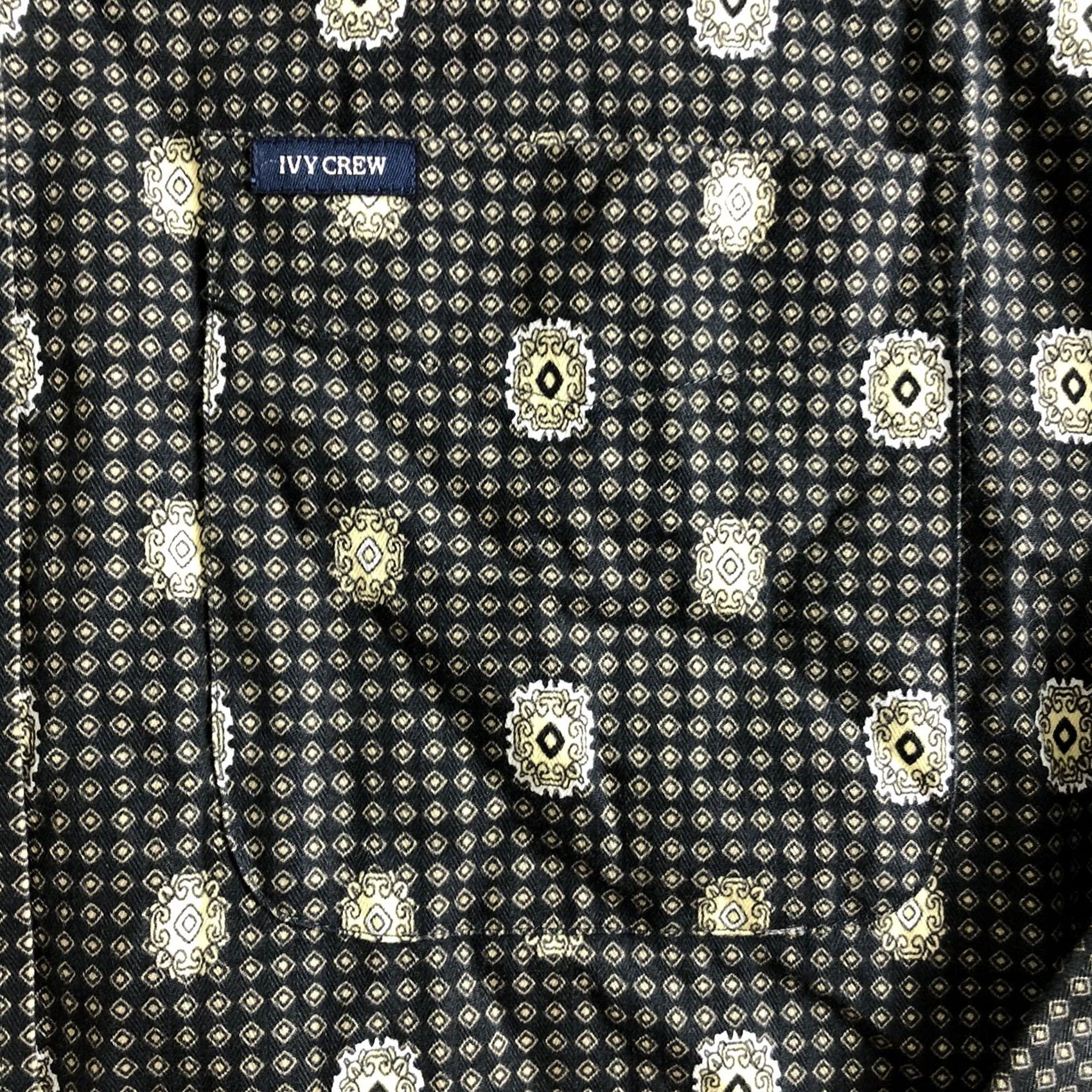 Vintage Ivy Crew Classic Button Up Wrinkle Resistant Shirt Mens Size Large Size US L / EU 52-54 / 3 - 4 Thumbnail