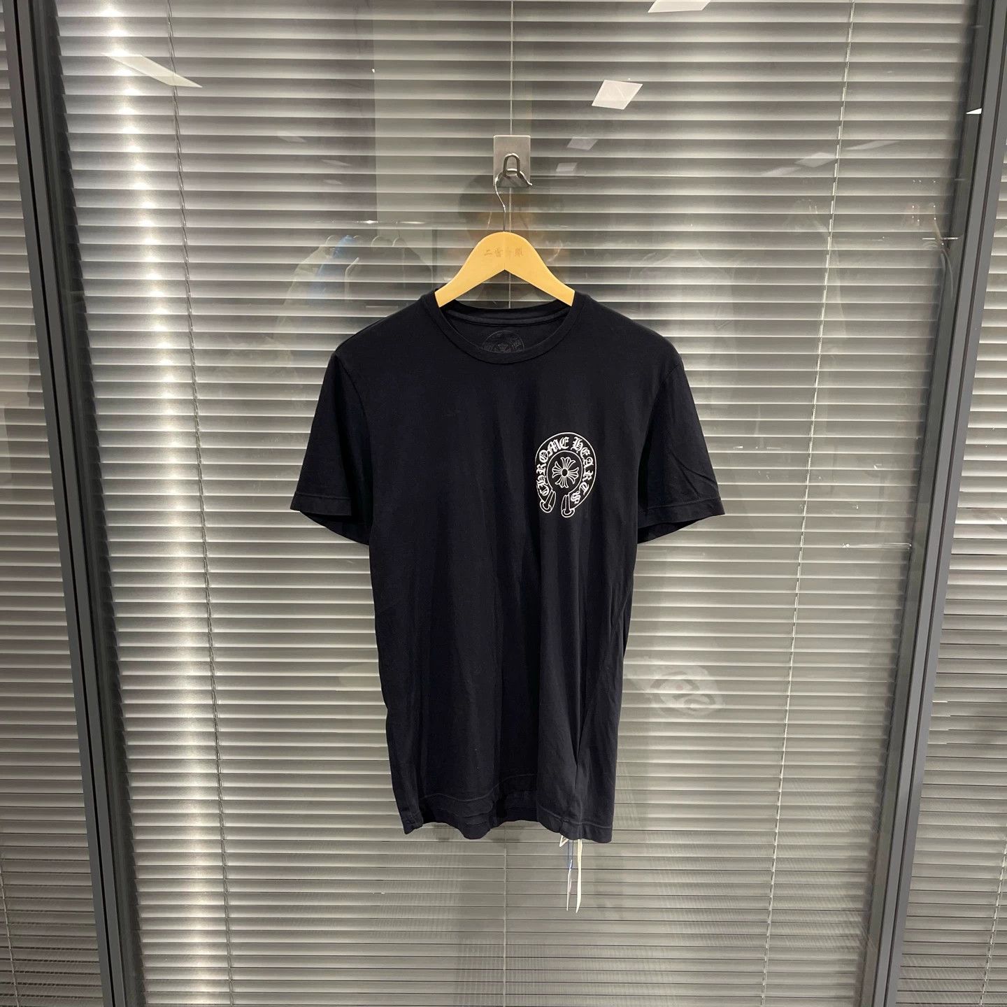 Chrome Hearts Chrome Hearts Matty Boy Cross Horseshoe Back4 S 99New Tee Size US S / EU 44-46 / 1 - 2 Thumbnail