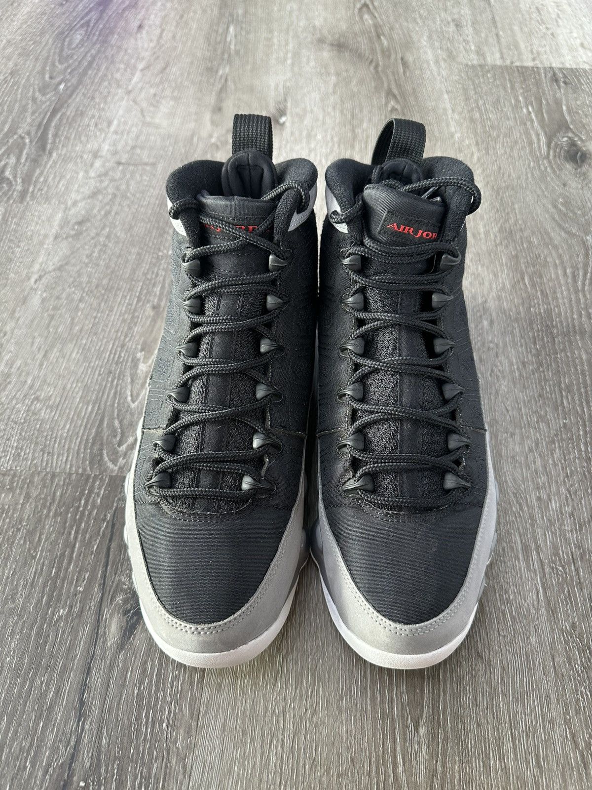 Jordan Brand Air Jordan 9 Retro “Particle Grey” **PRE-OWNED** Size US 8 / EU 41 - 3 Thumbnail