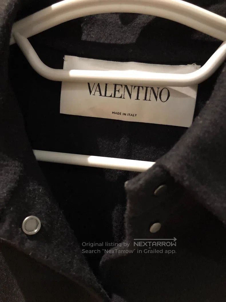 Valentino Valentino Black coat Size L / US 10 / IT 46 - 4 Thumbnail