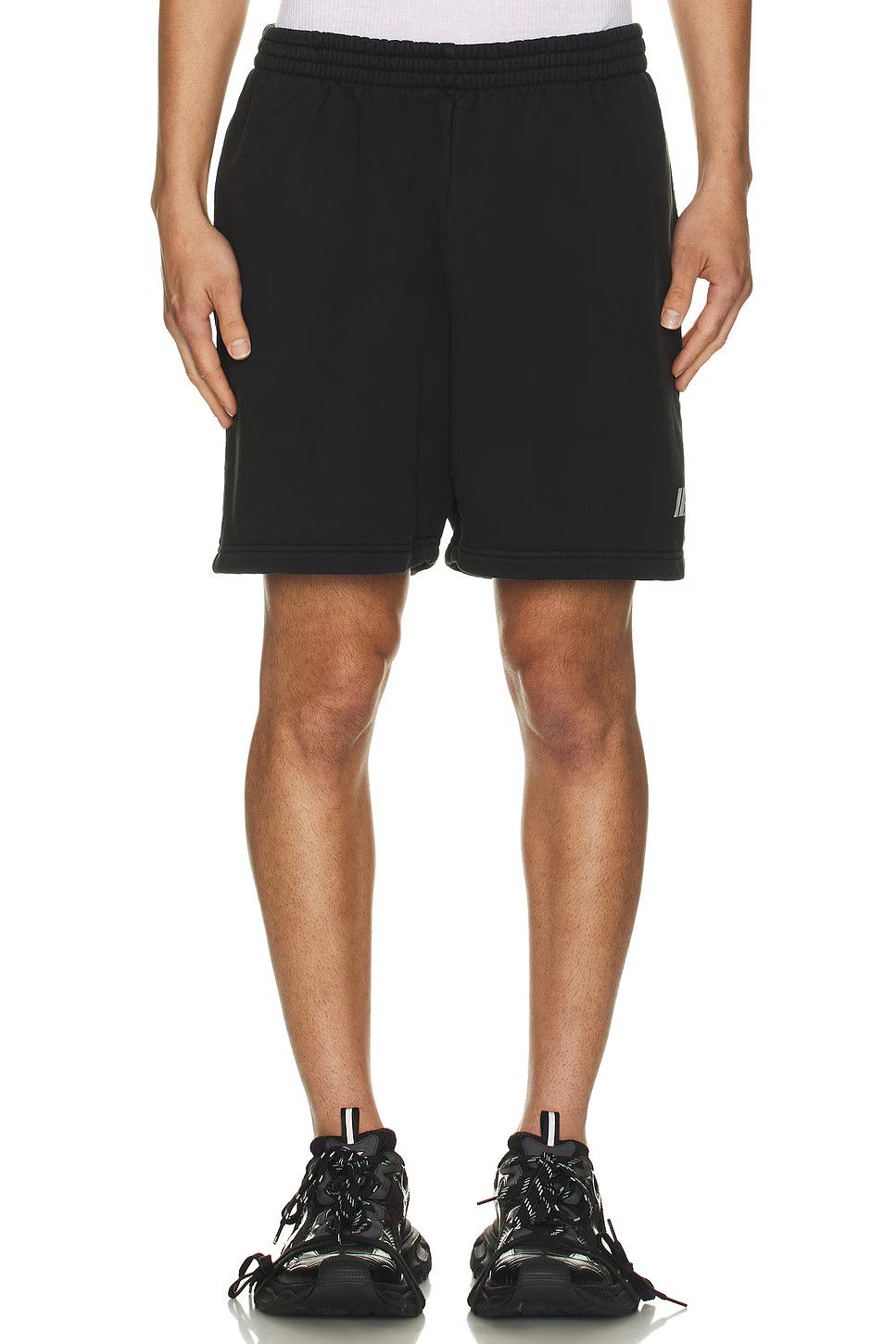 Balenciaga o1w1db10326 Activewear Sweat Shorts in Black Size US 28 / EU 44 - 3 Thumbnail