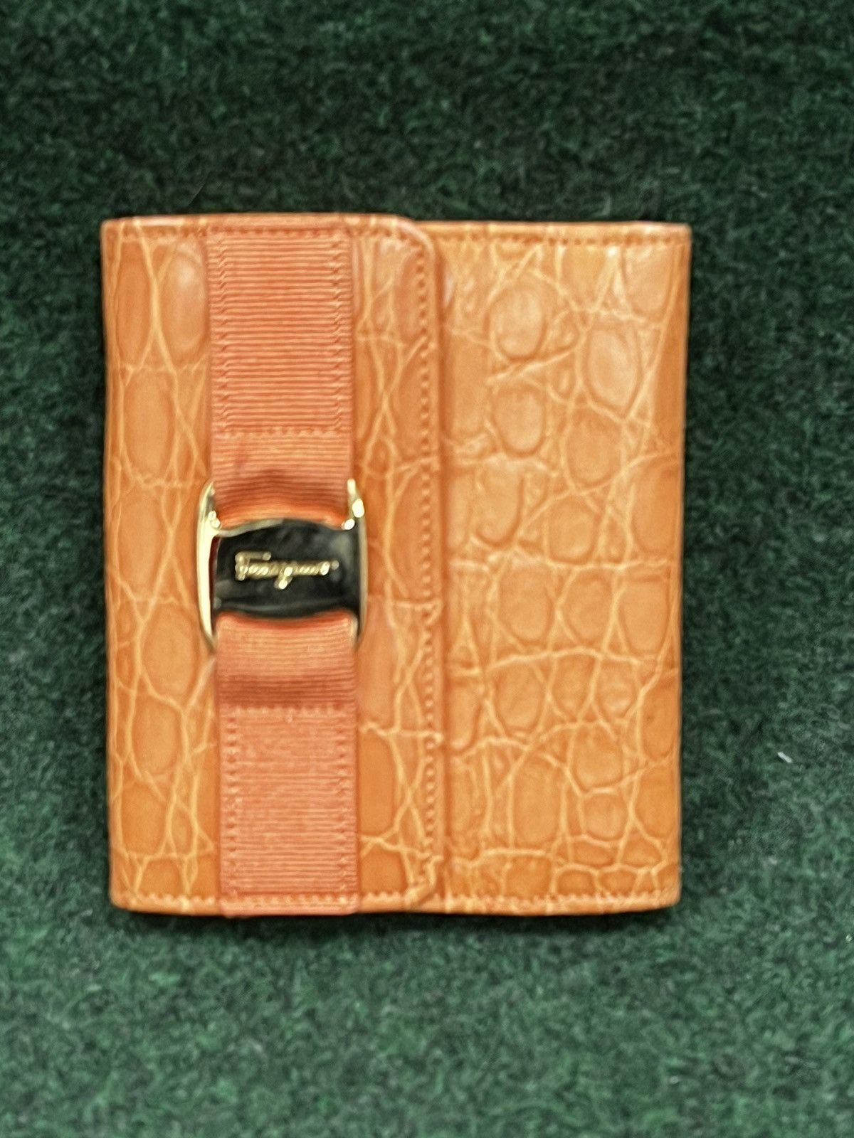 Salvatore Ferragamo Vintage Salvatore Ferragamo Vala Ribbon Leather Wallet Size ONE SIZE - 1 Thumbnail