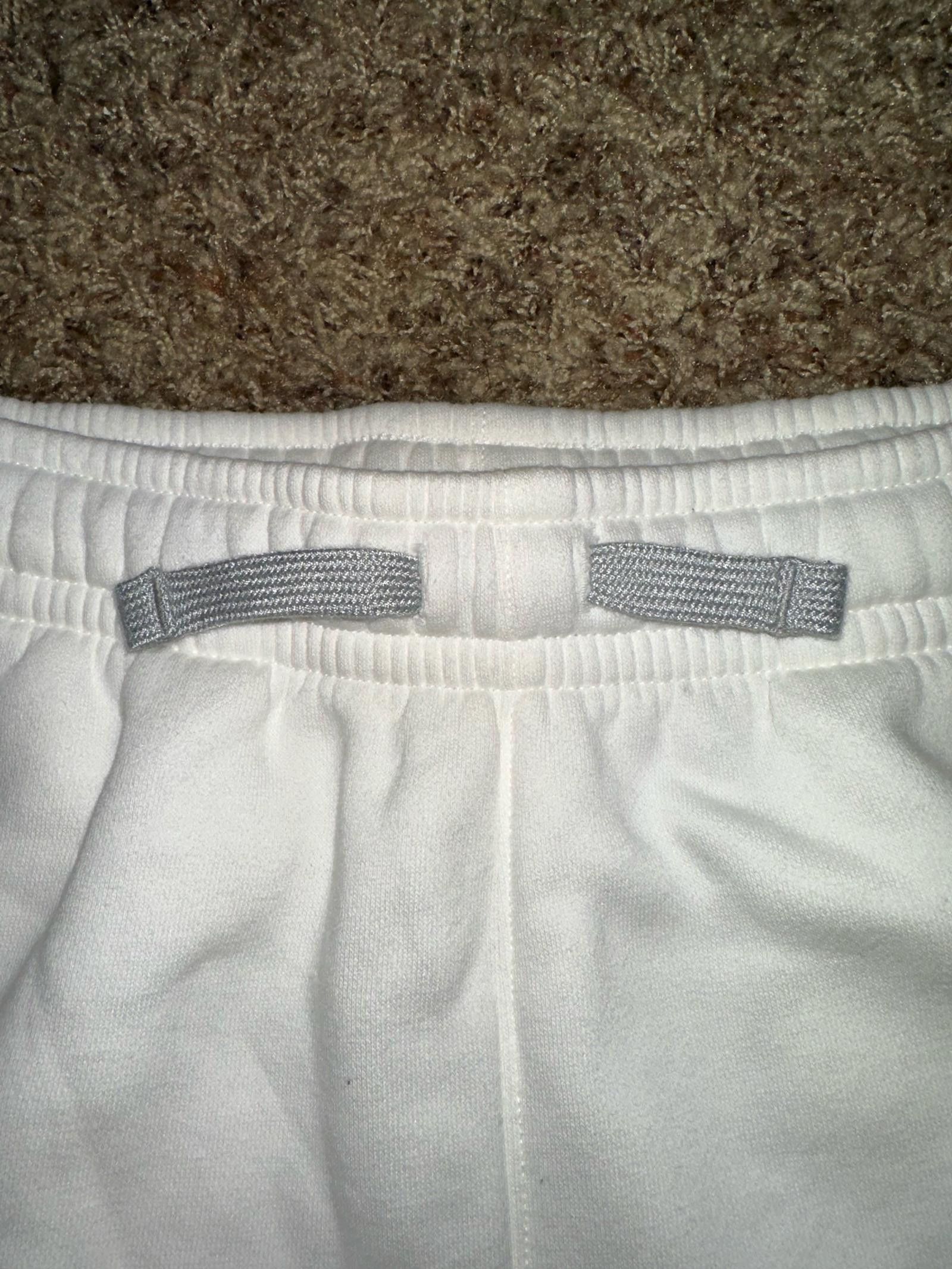Nike Nike Big Kids (Boy’s) Swoosh Just Do It Scribble Fleece Sweatpants Sample Size US 26 / EU 42 - 4 Thumbnail