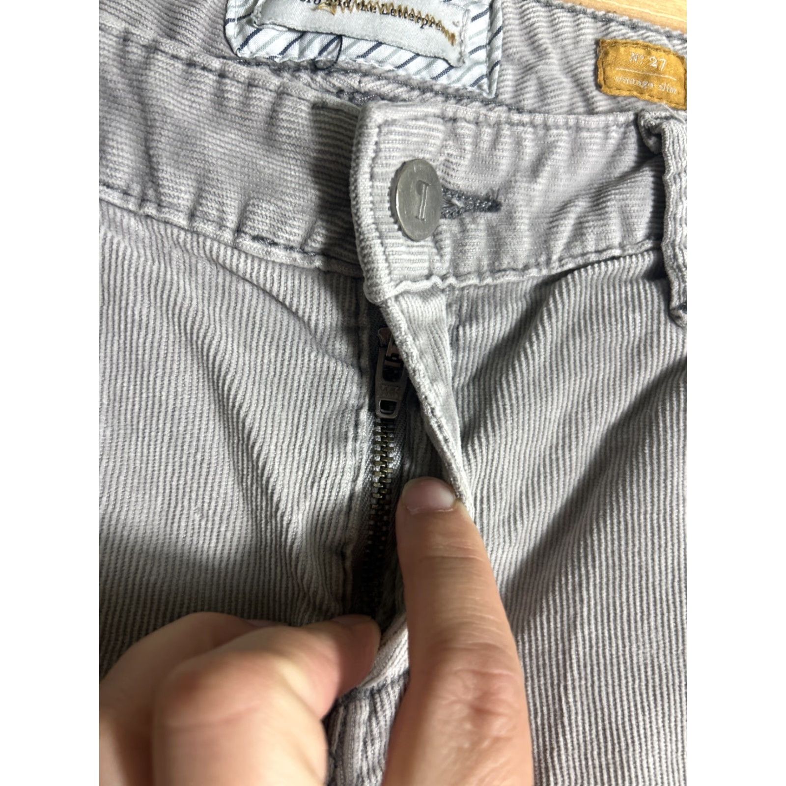 Vintage VINTAGE Pilcro and The Letterpress Women’s Gray Corduroy Pants Slim Regular 27x32 Gray Chino Skinny Women Size 27" / US 4 / IT 40 - 6 Thumbnail