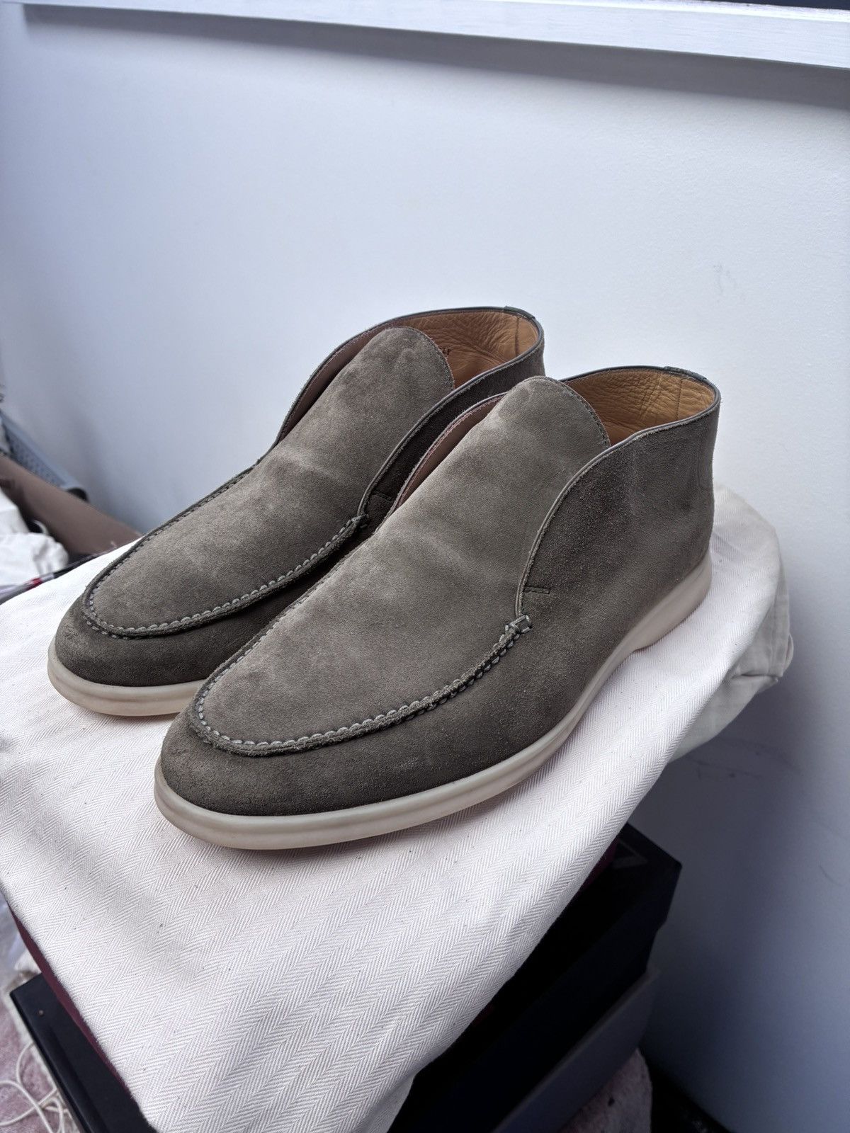 Loro Piana Loro Piana olive green open walk uk 7 eu 40 Size US 10 / IT 40 - 1 Thumbnail