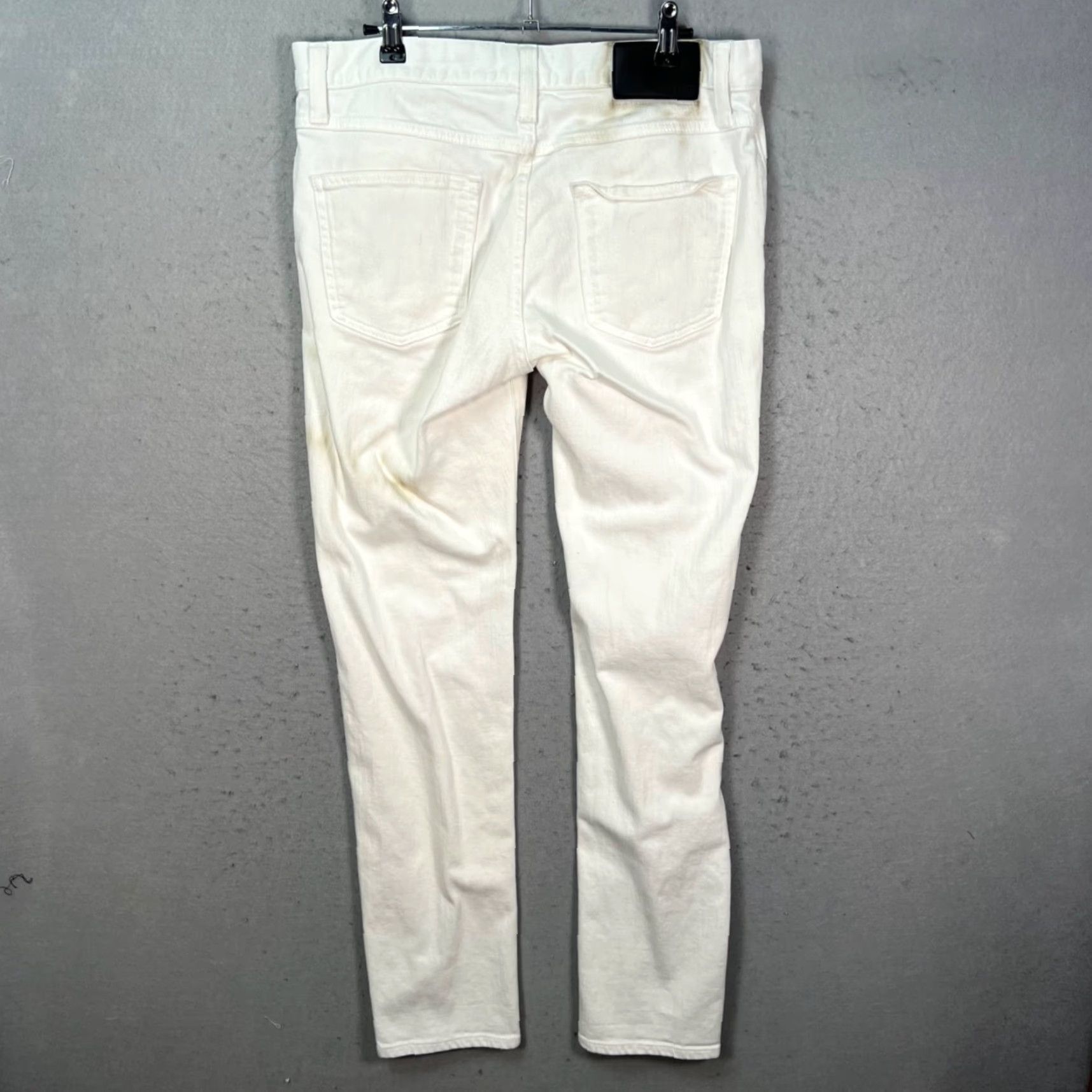 Uniqlo Uniqlo Jeans 33 x 30 White Skinny Fit Tapered Cotton Stretch Denim 5-Pocket Mens Size US 33 - 2 Thumbnail