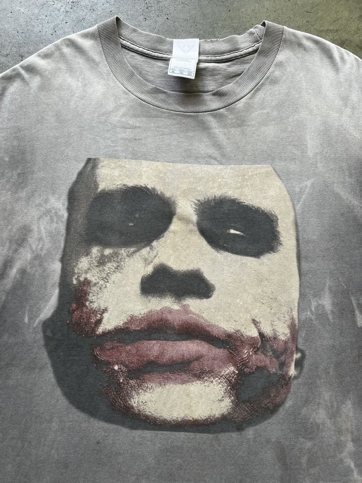 Vintage VTG 2008 The Dark Knight Joker Heath Ledger Movie Tee Shirt Size US XL / EU 56 / 4 - 3 Thumbnail