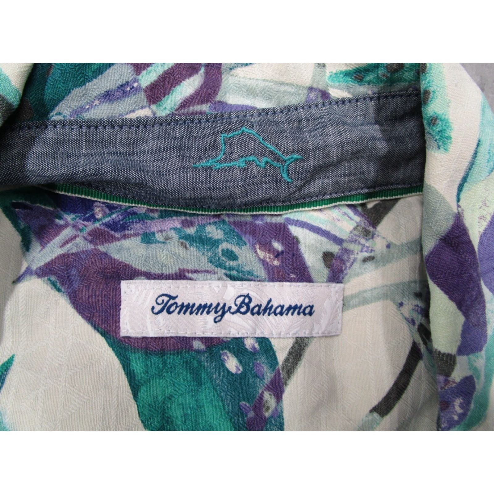 Tommy Bahama Tommy Bahama Shirt Men Extra Large Purple Floral Button Up Silk Hawaiian Camp Size US XL / EU 56 / 4 - 3 Thumbnail