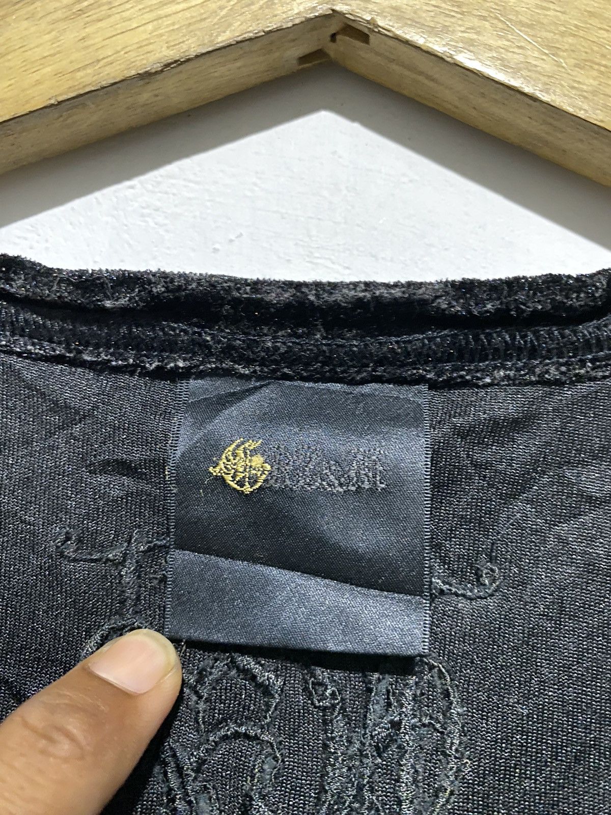 If Six Was Nine × Japanese Brand × Le Grande Bleu (L.G.B.) Jpg style skull glitter velvet tank-top japanese brand Size US M / EU 48-50 / 2 - 9 Thumbnail