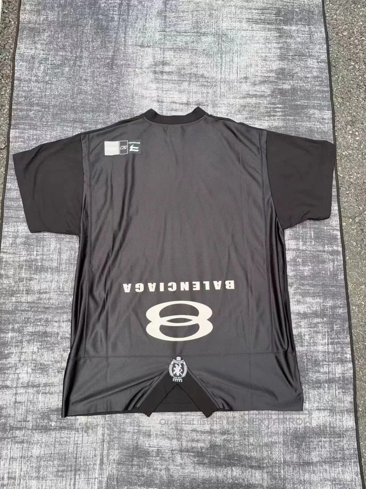 Balenciaga Balenciaga Double Ring Embroidery Tee. Size US M / EU 48-50 / 2 - 2 Thumbnail