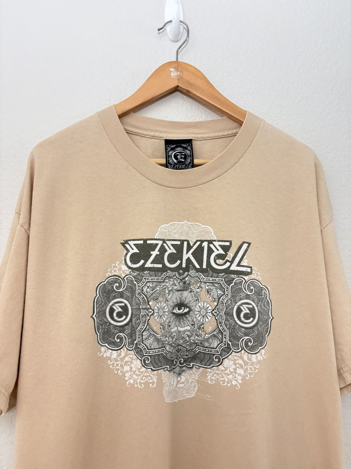 Ezekiel 90’s Ezekiel Skate Brand Vintage Made in USA Illuminati Tee Size US XL / EU 56 / 4 - 2 Thumbnail