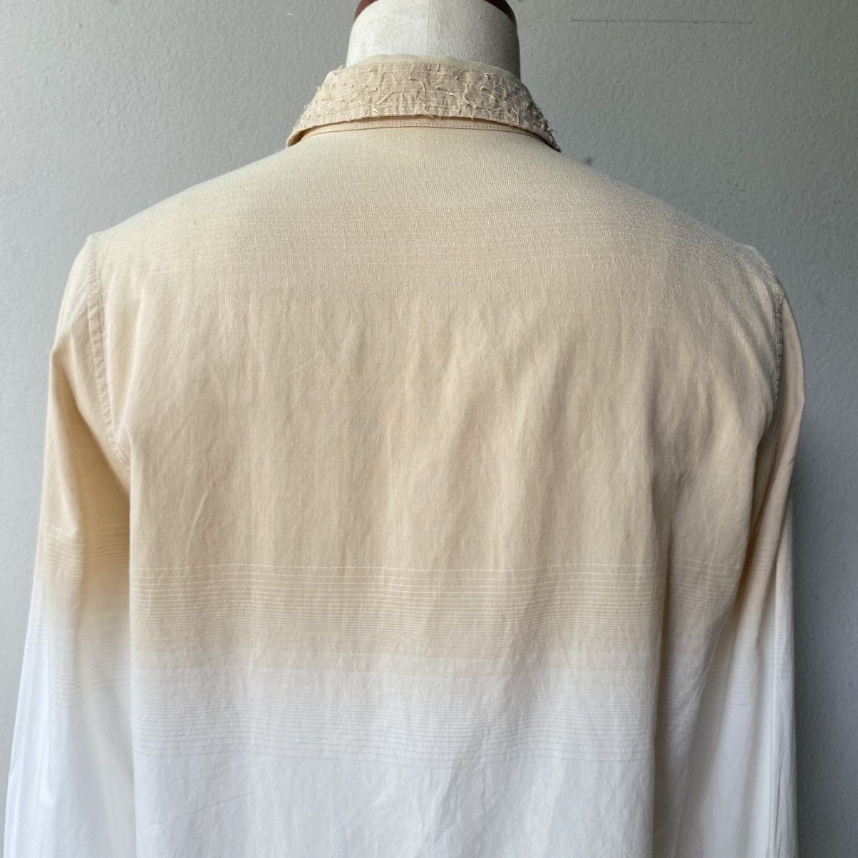 Issey Miyake ISSEY MIYAKE Beige to White Ombre Shirt Size XS / US 0-2 / IT 36-38 - 17 Thumbnail