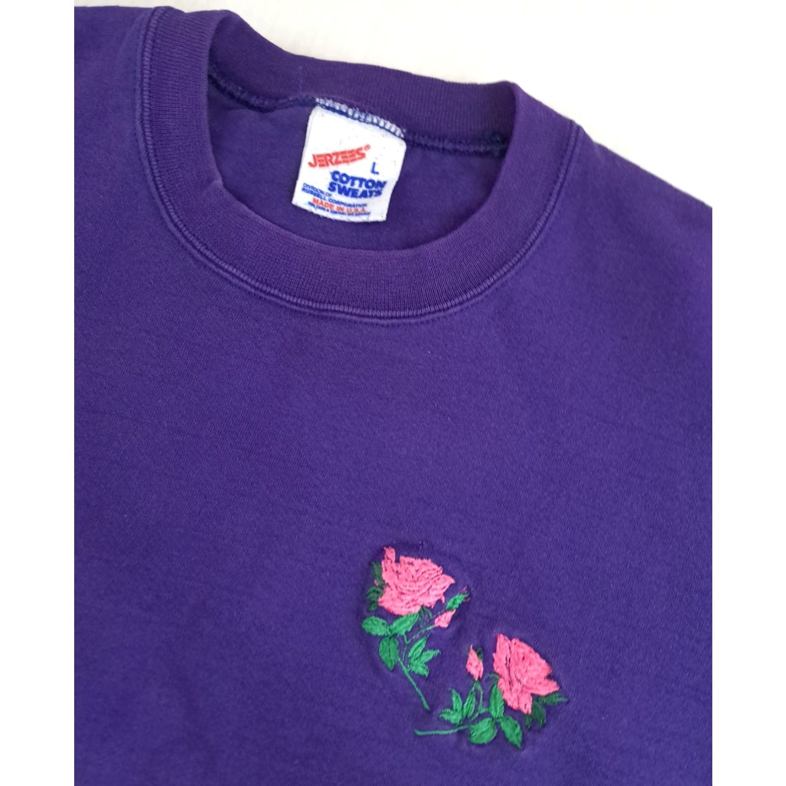 Jerzees VINTAGE Jerzees Sweatshirt Woman Embroidered Carnation Flowers USA Made Purple Long Sleeve Crew Neck Pullover Size L / US 10 / IT 46 - 2 Thumbnail
