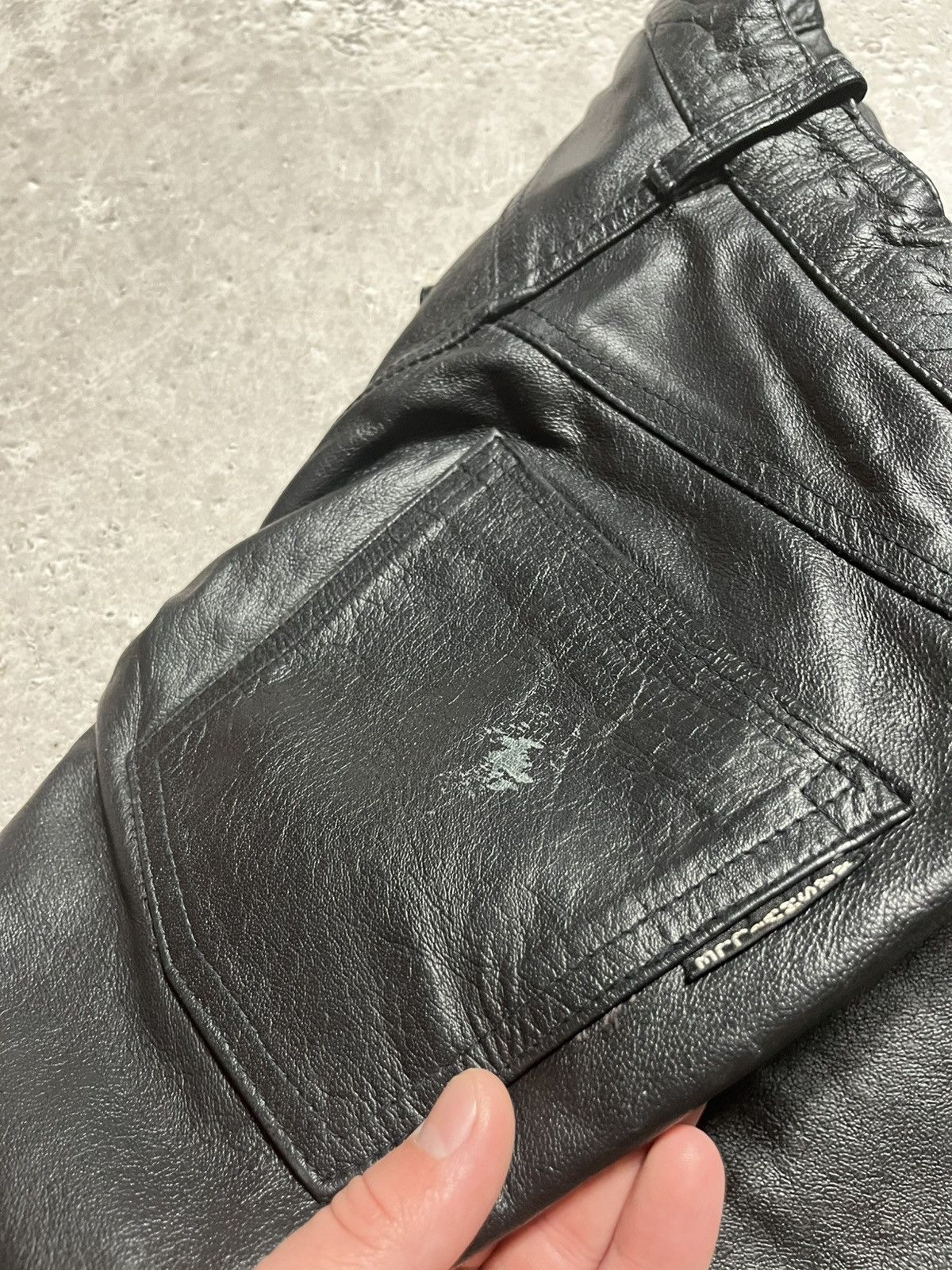 Japanese Brand × Leather Vintage Black Avant-Garde Real Leather Pants with Edgy Style Size US 30 / EU 46 - 18 Thumbnail
