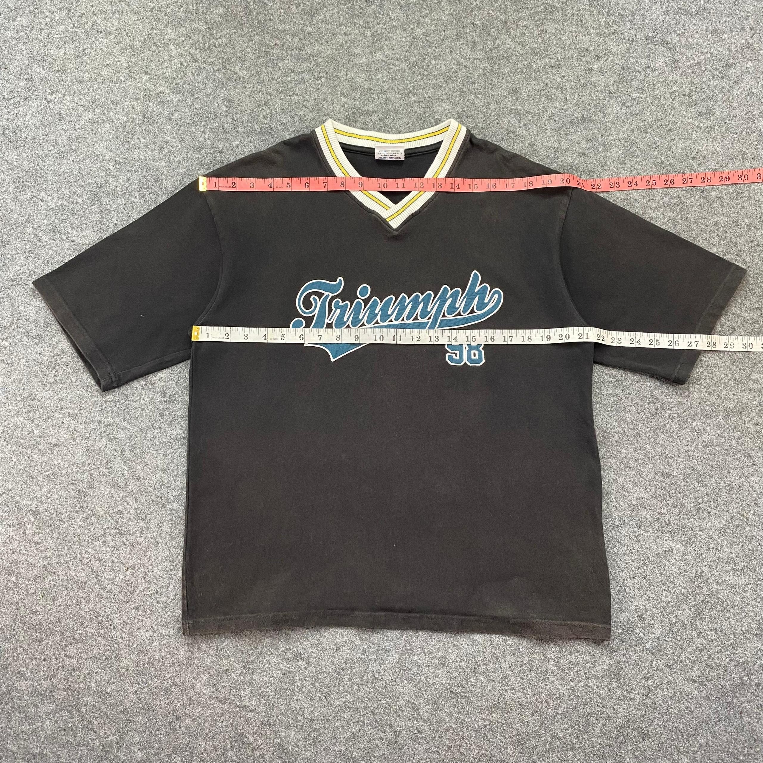 Japanese Brand Vintage Triumph 98 Motorcycles Racing Tshirt Size US M / EU 48-50 / 2 - 4 Thumbnail