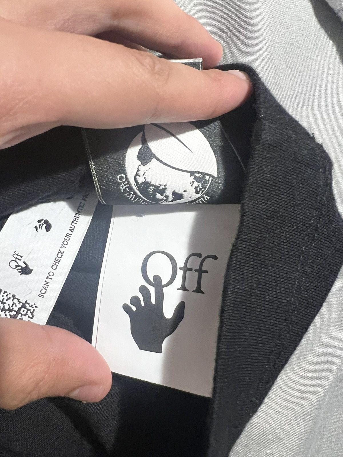 Off-White Off White Graffiti Tee Size US M / EU 48-50 / 2 - 4 Thumbnail