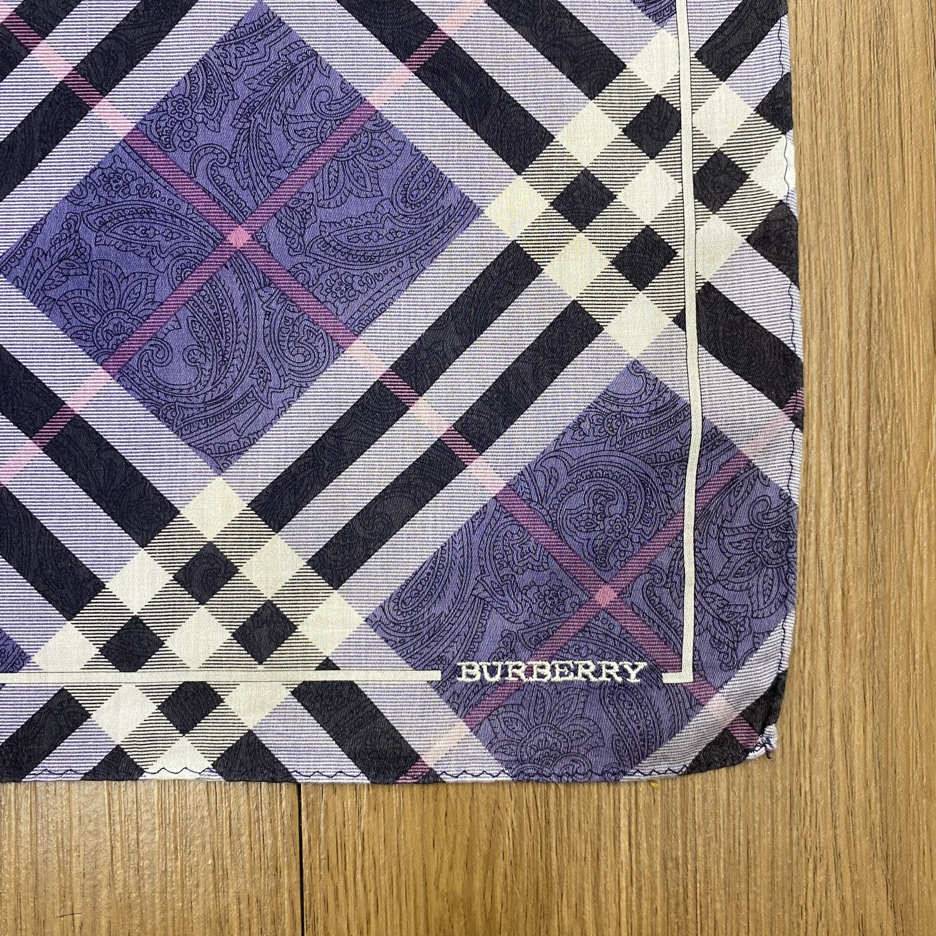 Burberry Vintage Burberry Handkerchief Neckerchief Bandana H022N Size ONE SIZE - 2 Thumbnail