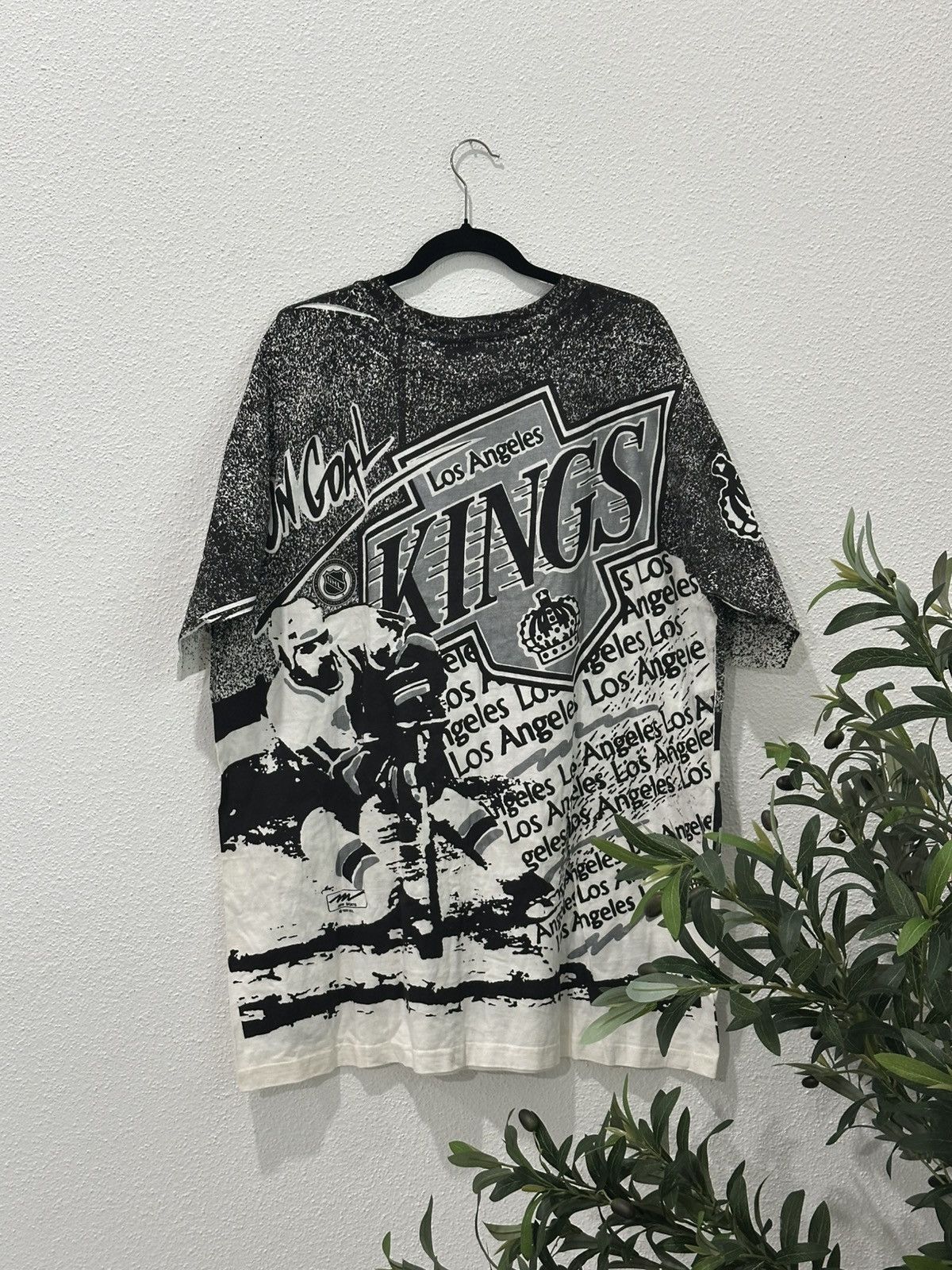 NHL Deadstock Vintage 90s LA Kings AOP Magic Johnson T’s AMW XXL Size US XXL / EU 58 / 5 - 4 Thumbnail