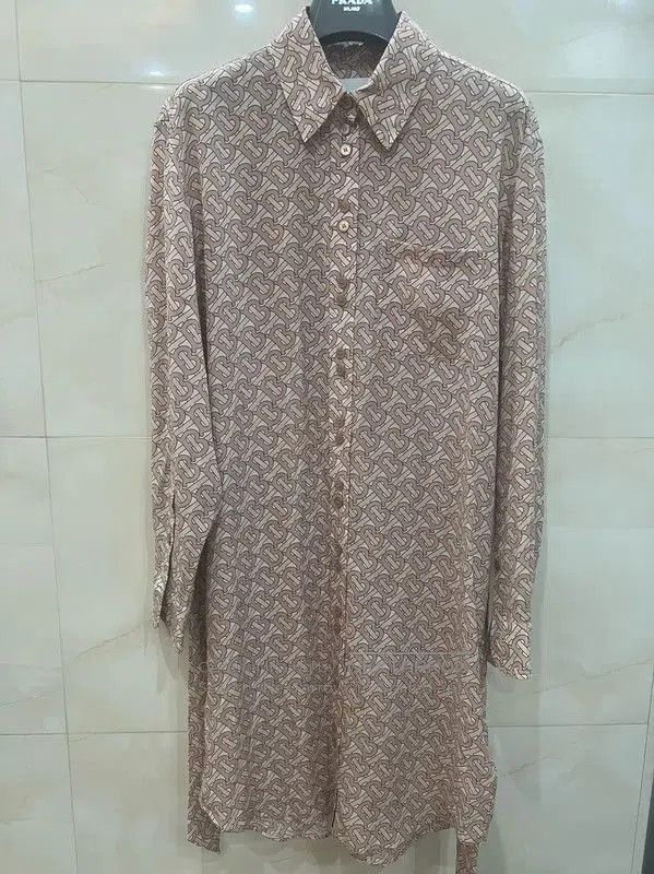 Burberry Burberry Pink Silk Long Sleeve Dress. Size S / US 4 / IT 40 - 1 Thumbnail