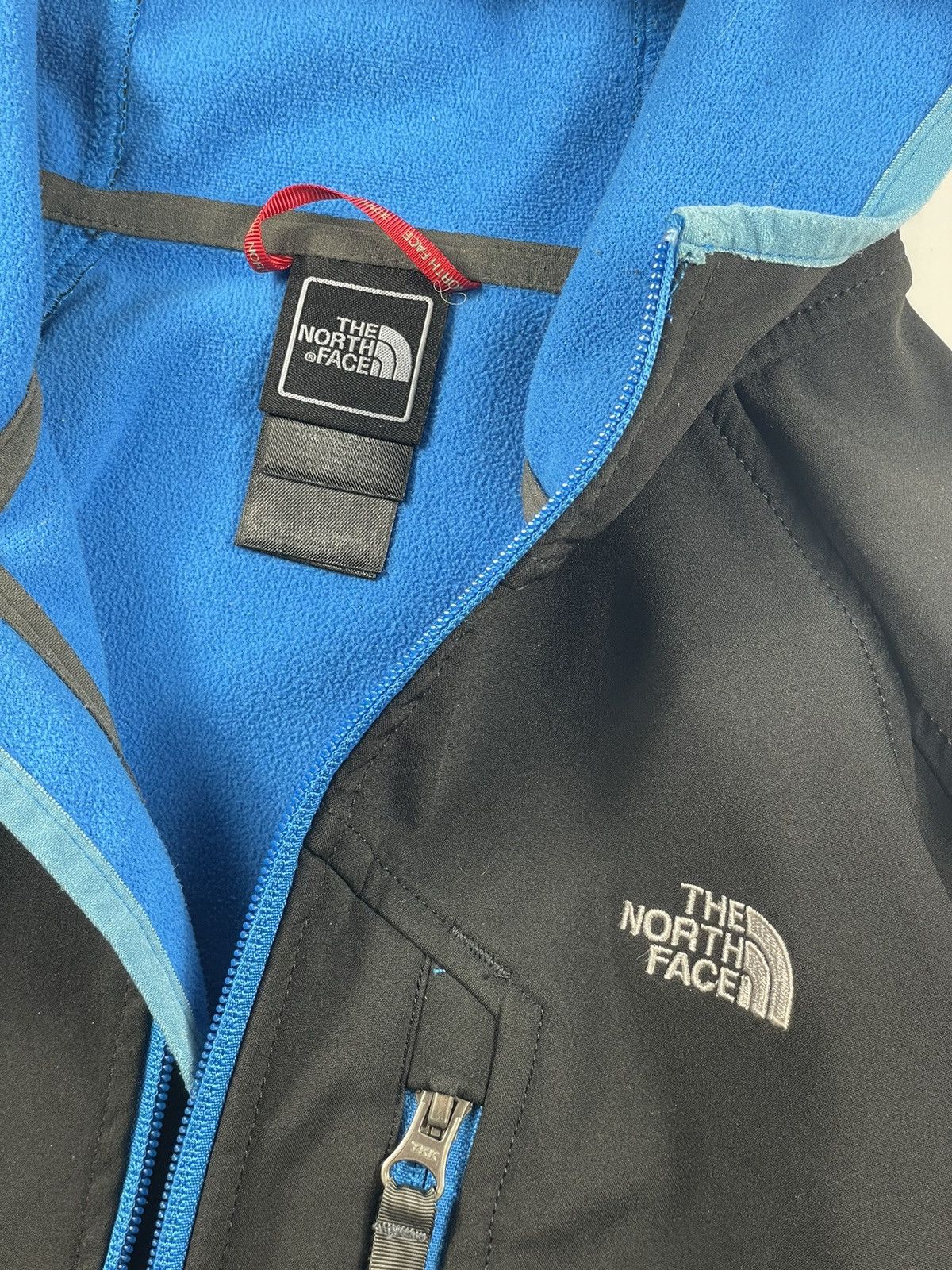 The North Face The north face logo softshell jacket windbreaker hoods logo Size US S / EU 44-46 / 1 - 2 Thumbnail