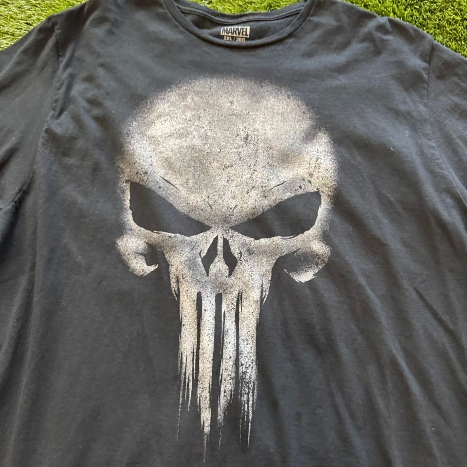 & Other Stories Marvel Comics The Punisher Vigilante Iconic Skull Logo Black Size US XL / EU 56 / 4 - 2 Thumbnail