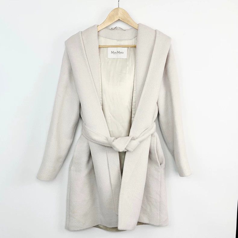 Max Mara Max Mara White wool hooded bathrobe coat Size XL / US 12-14 / IT 48-50 - 1 Thumbnail