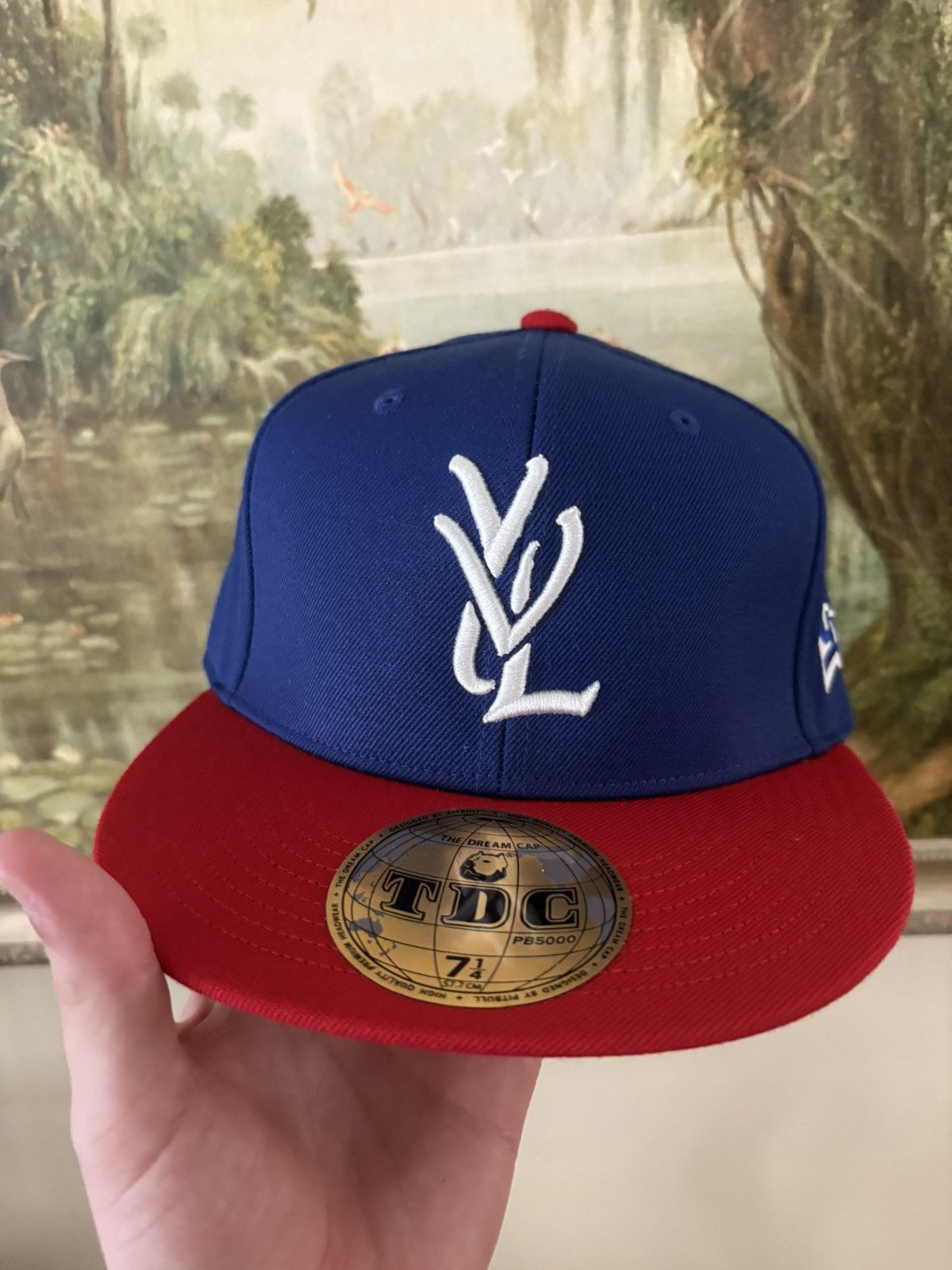Playboi Carti YVL キャップ Hat Blue on Red Playboi Carti Launches First-Ever YVL Fitted Hat Drop with