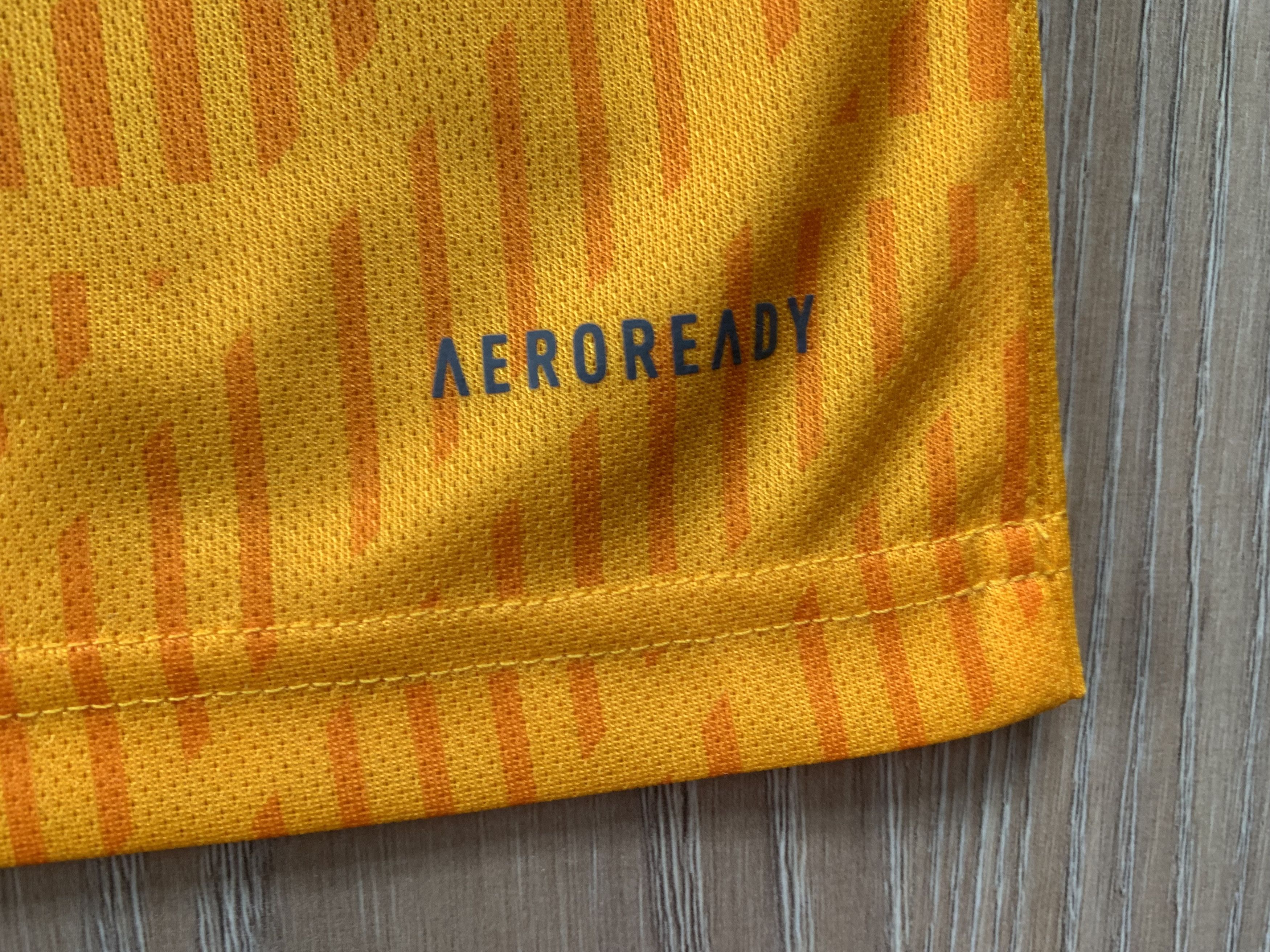Adidas × Vintage Adidas Wolves Home Shirt Jersey 2020 Size US L / EU 52-54 / 3 - 11 Thumbnail