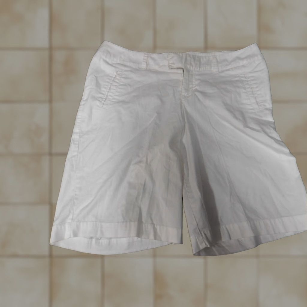 Vintage Venezia Womens Shorts 16 white chino straight Casual Summer Classic Stretch Zipper Cotton Blend Denim Flat Front Mid Rise Regular Women Size 26" / US 2 / IT 38 - 1 Thumbnail