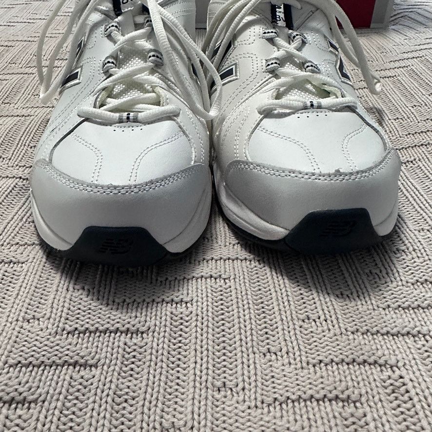 New Balance New Balance white extra wide sneaker tennis shoes sz 11 NIB Size US 11 / EU 44 - 3 Thumbnail