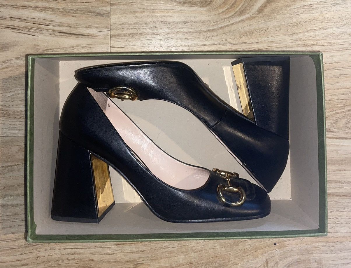 Gucci Black Gucci Pumps with the Horse and Gold Plated 4 inch Heel Size US 11 / IT 41 - 7 Thumbnail