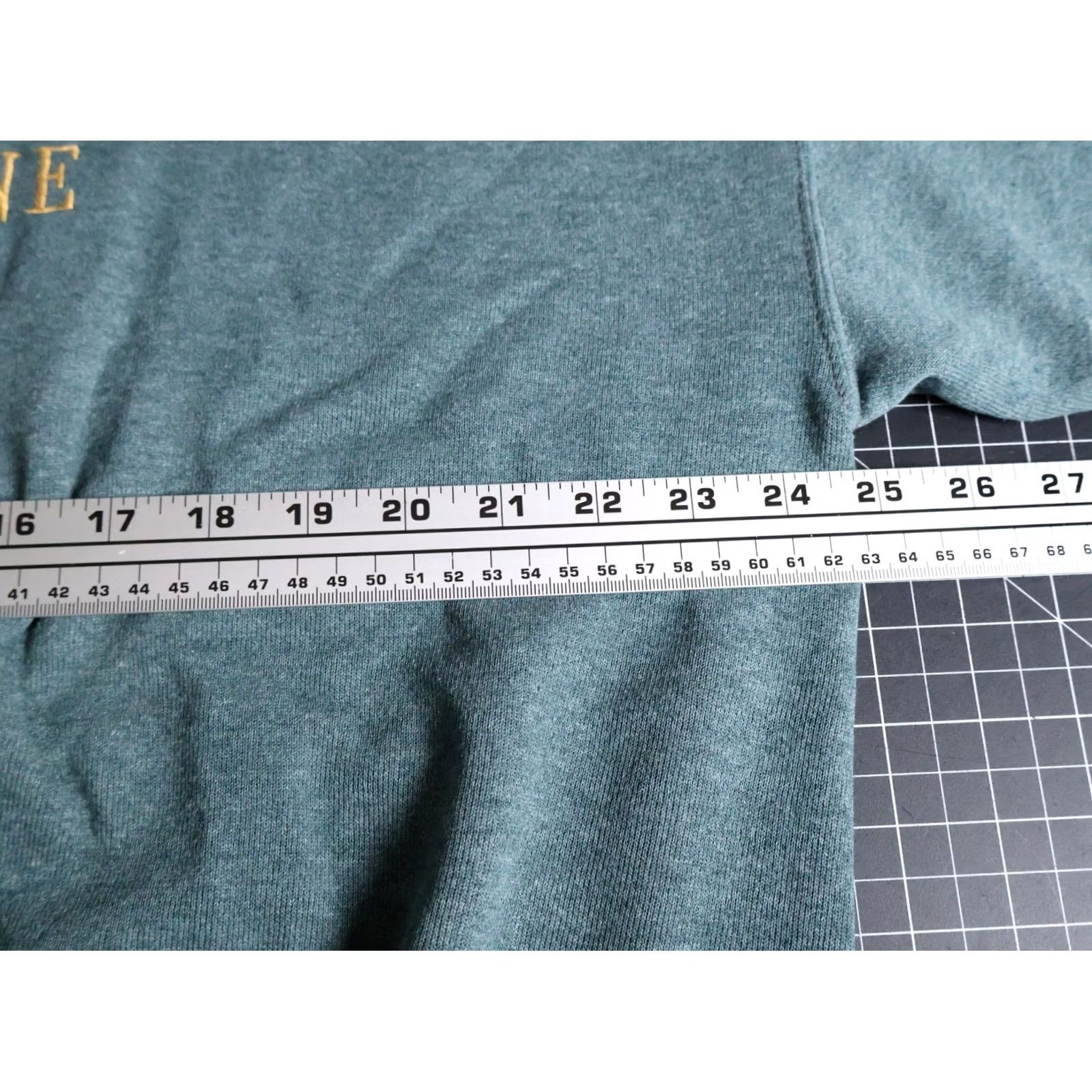 Tultex VINTAGE Tultex Sweatshirt Men XL Green 90s Embroidered Crewneck 50/50 Pullover Produce/Graphic Print/St. Augustine Size US XL / EU 56 / 4 - 6 Thumbnail