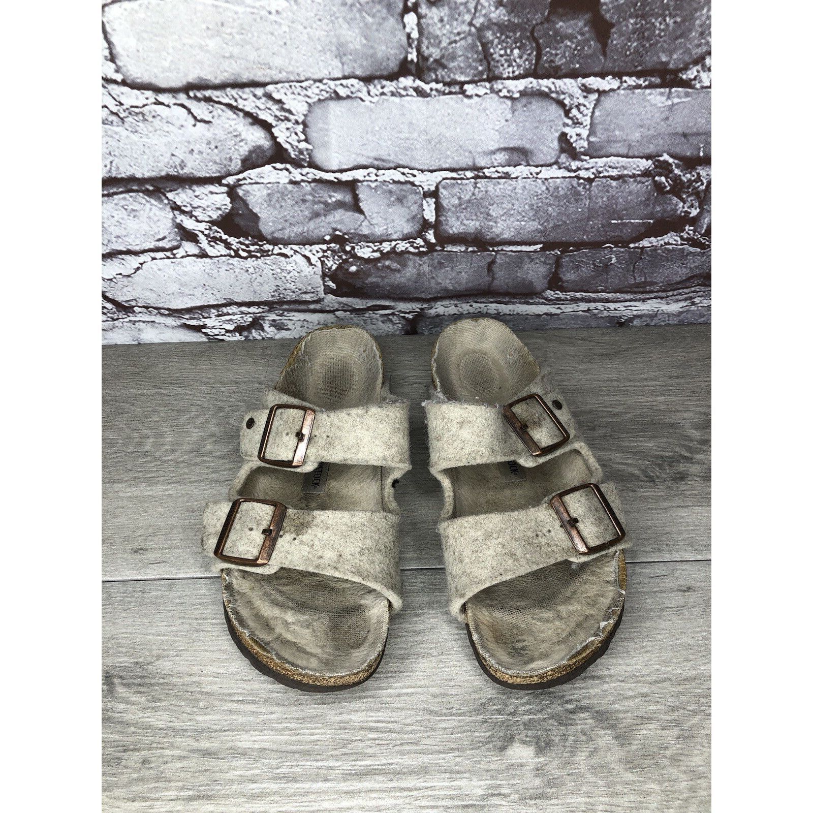 Birkenstock Birkenstock Wool Felt Beige Arizona Comfort Slides Sandals W Size US 7.5 / IT 37.5 - 13 Thumbnail