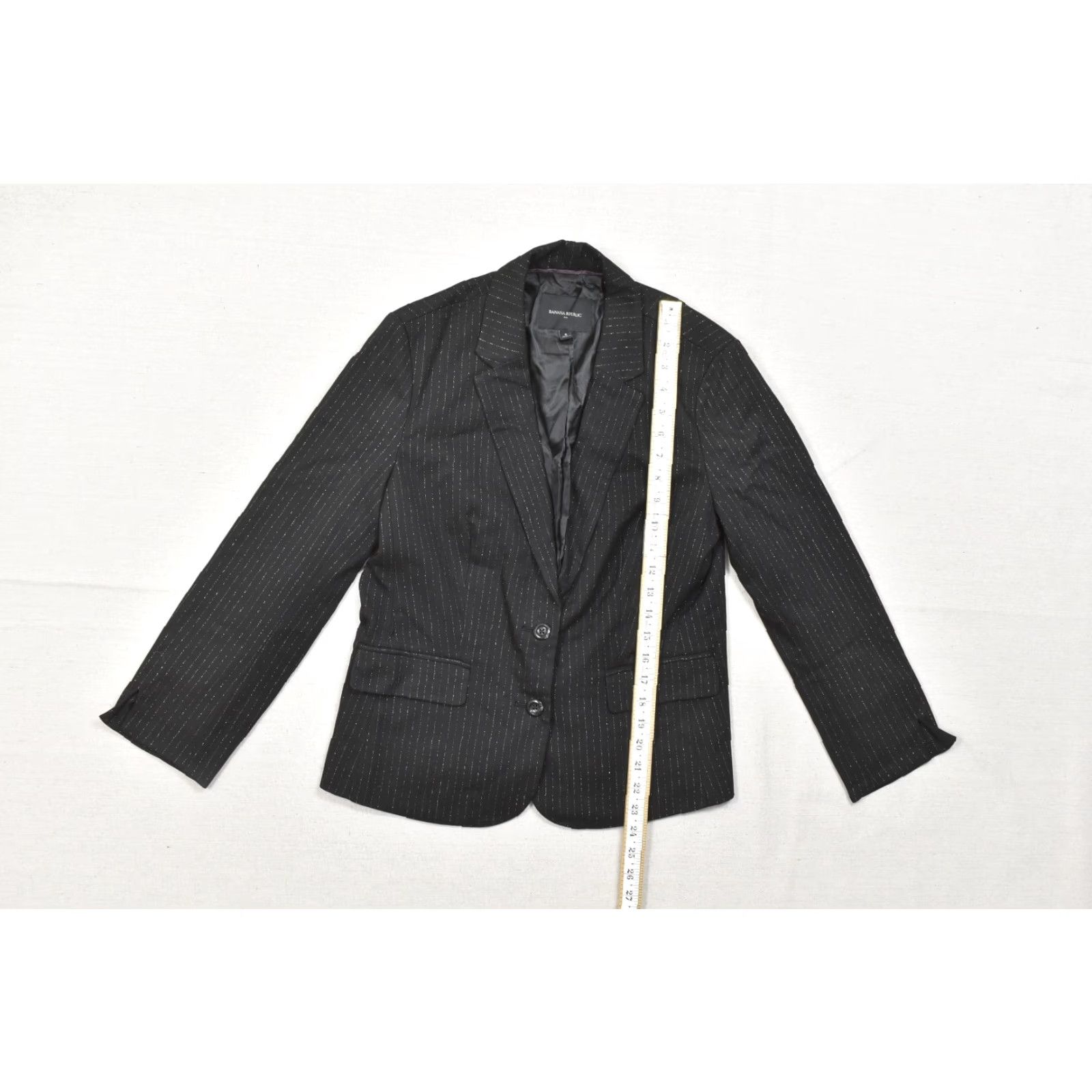Banana Republic Banana Republic Blazer Pinstripe Two Button Black 8 Women Size M / US 6-8 / IT 42-44 - 4 Thumbnail