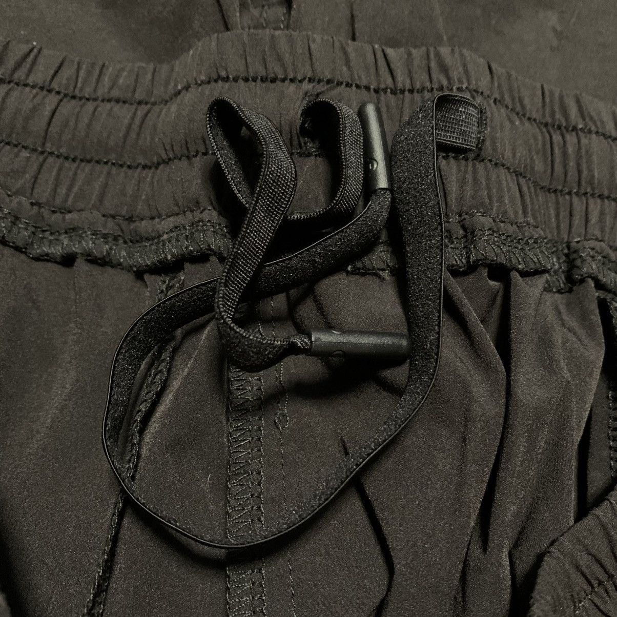 Represent Clo. Represent Large Shorts 247 Black Gym Bottoms Size US 34 / EU 50 - 6 Thumbnail