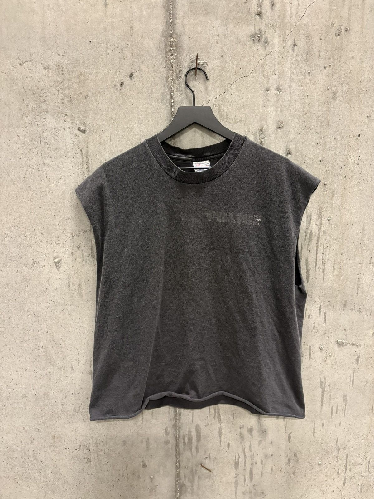 Vintage Vintage Police Tank Thrashed Faded Grunge Band Distressed Size US L / EU 52-54 / 3 - 2 Thumbnail