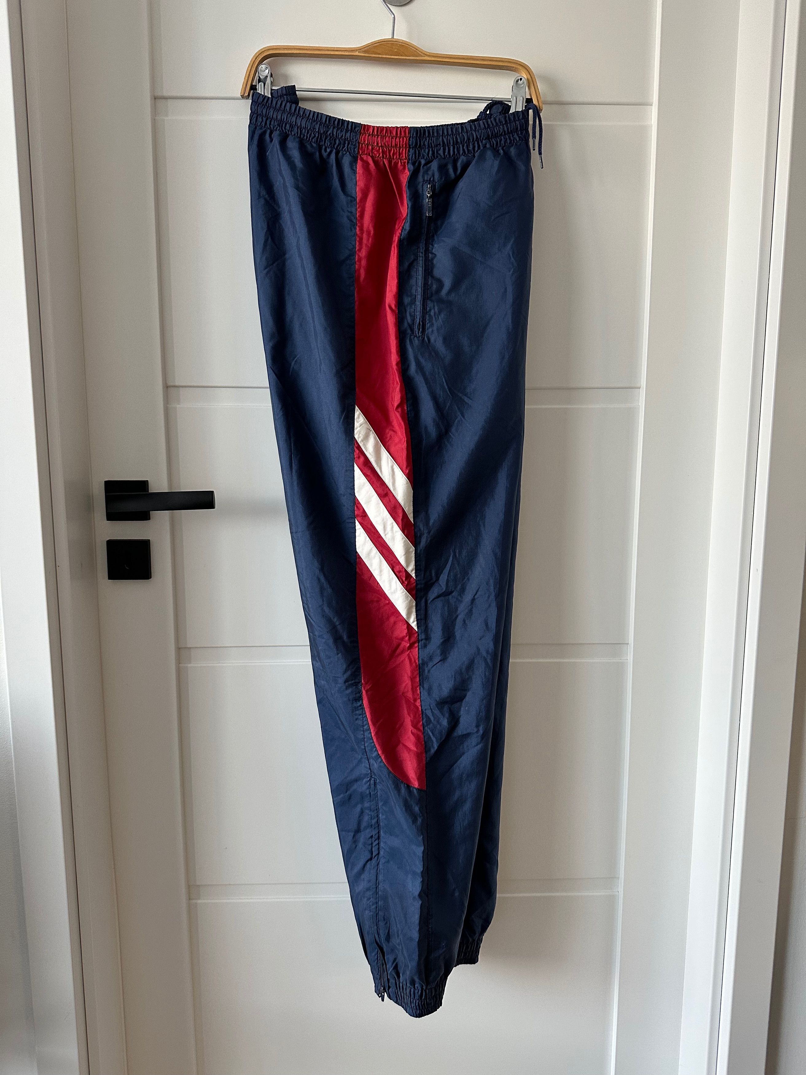 Adidas 90's ADIDAS Nylon athletic joggers pants navy Size US 33 - 8 Thumbnail