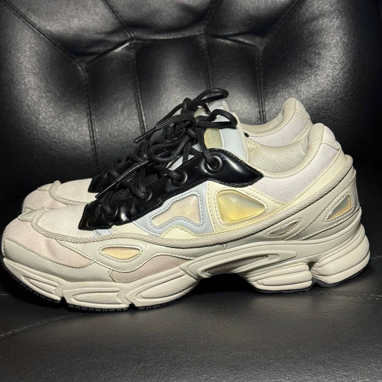 Adidas × Raf Simons 9,5us Adidas Raf Simons ozweego Ozweego Cream Size US 9.5 / EU 42-43 - 4 Thumbnail