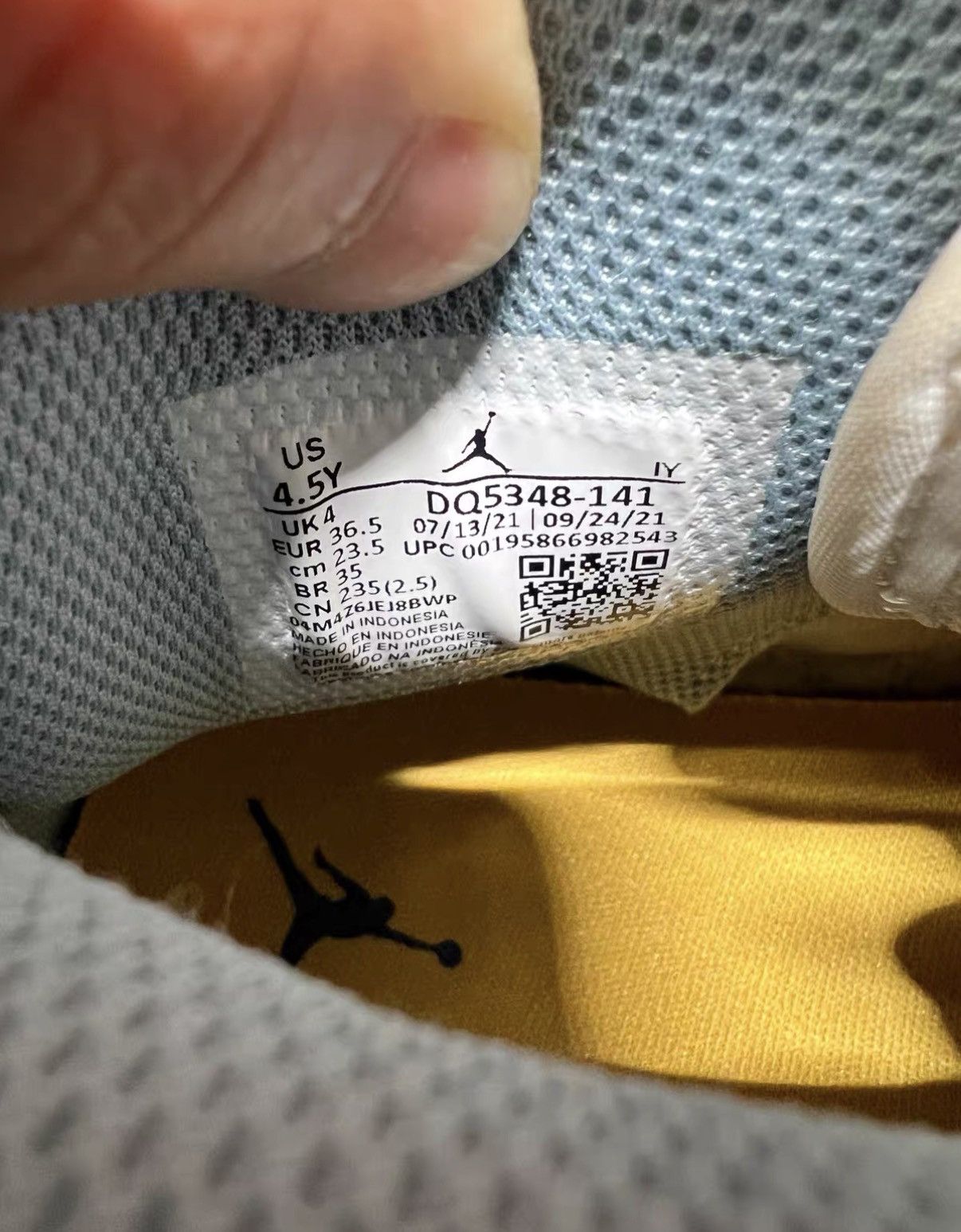 Jordan Brand Air Jordan 312 High Off-white and Blue J42 Size US 4.5 / IT 34.5 - 8 Thumbnail