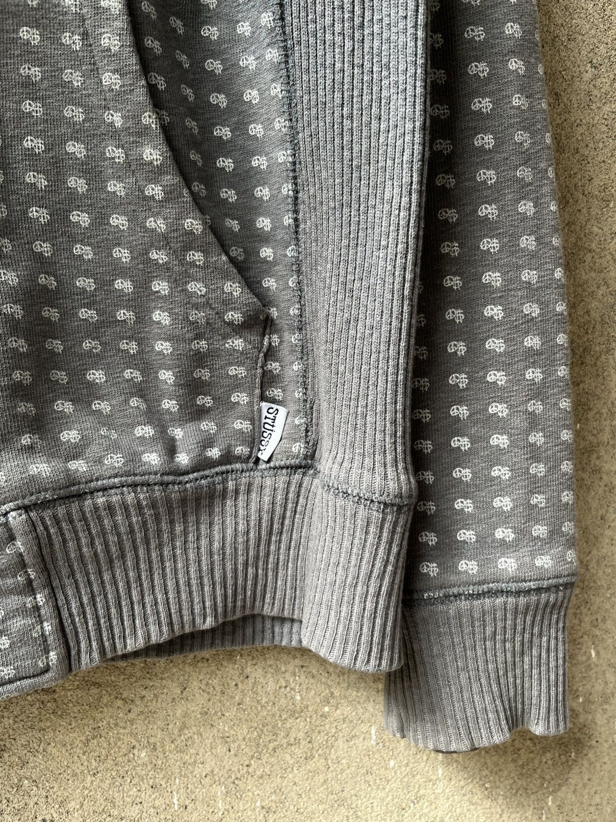 Stussy Vintage 2000s stussy all over print Size US S / EU 44-46 / 1 - 6 Thumbnail
