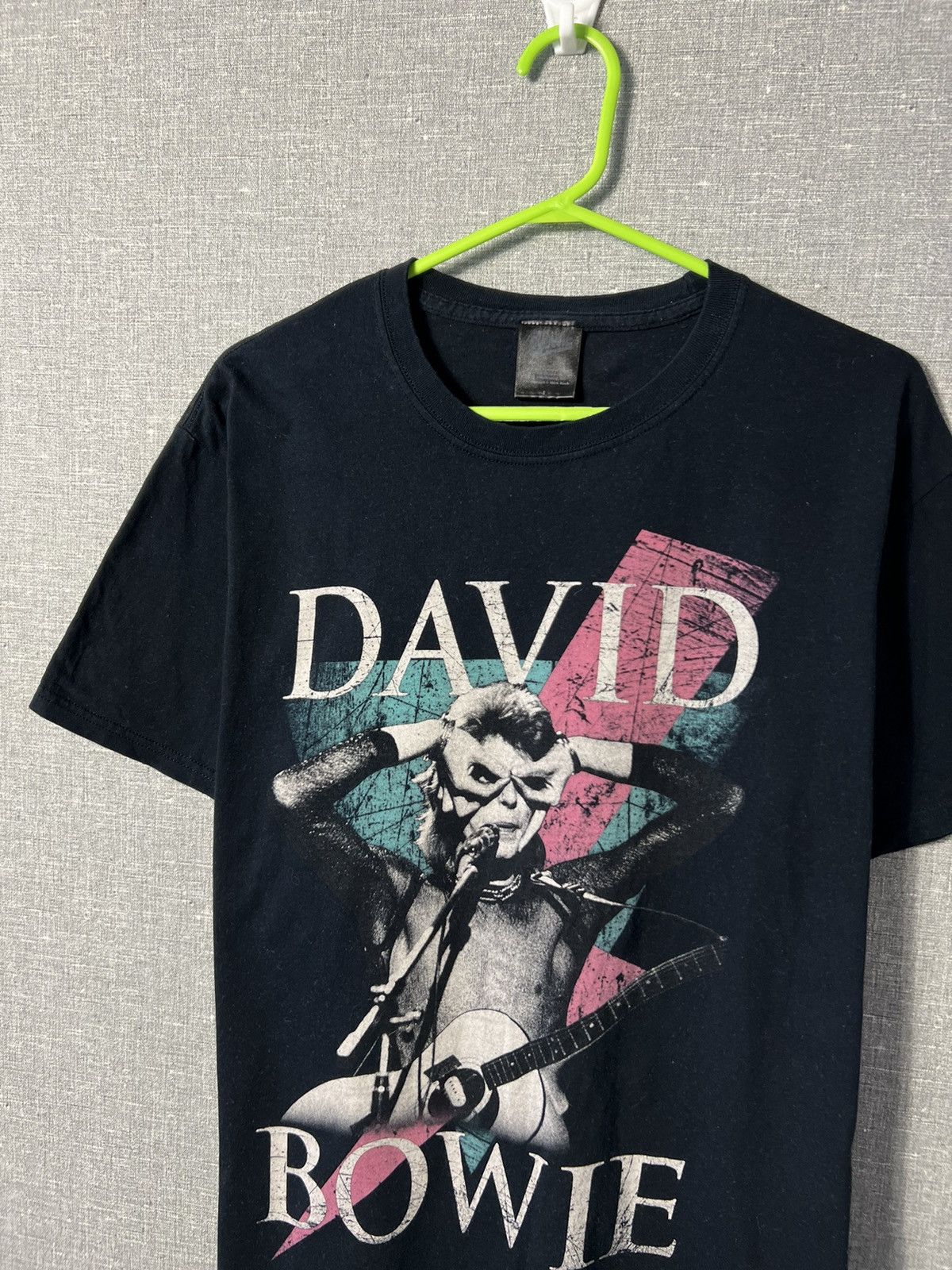 Band Tees Vntg David Bowie Thunder Aladdin Sane Rock Official T-Shirt Size US L / EU 52-54 / 3 - 2 Thumbnail