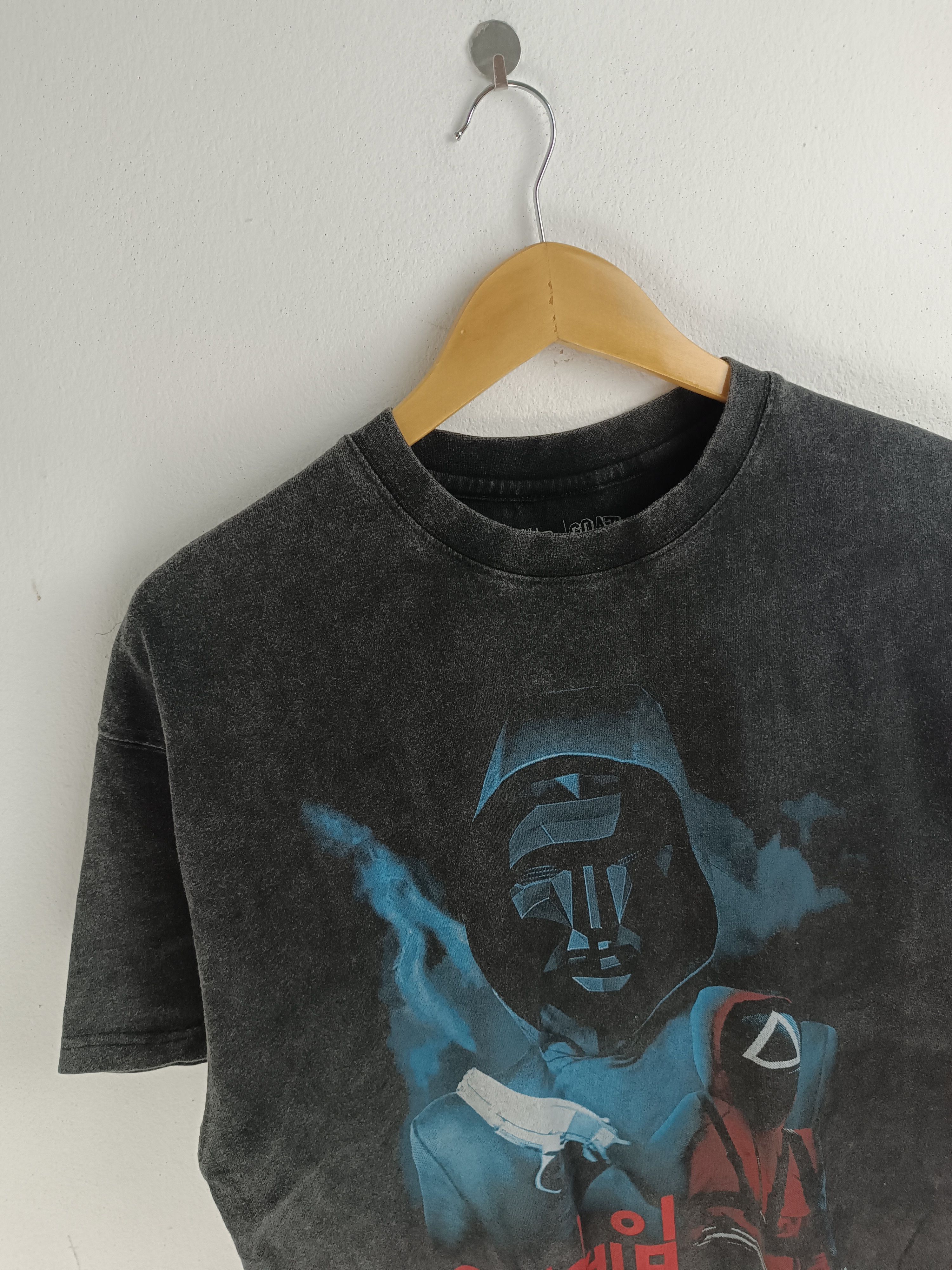 Vintage VINTAGE SQUID GAME X GOAT CREW FADED STYLE TEE HORROR CRIME Size US L / EU 52-54 / 3 - 5 Thumbnail