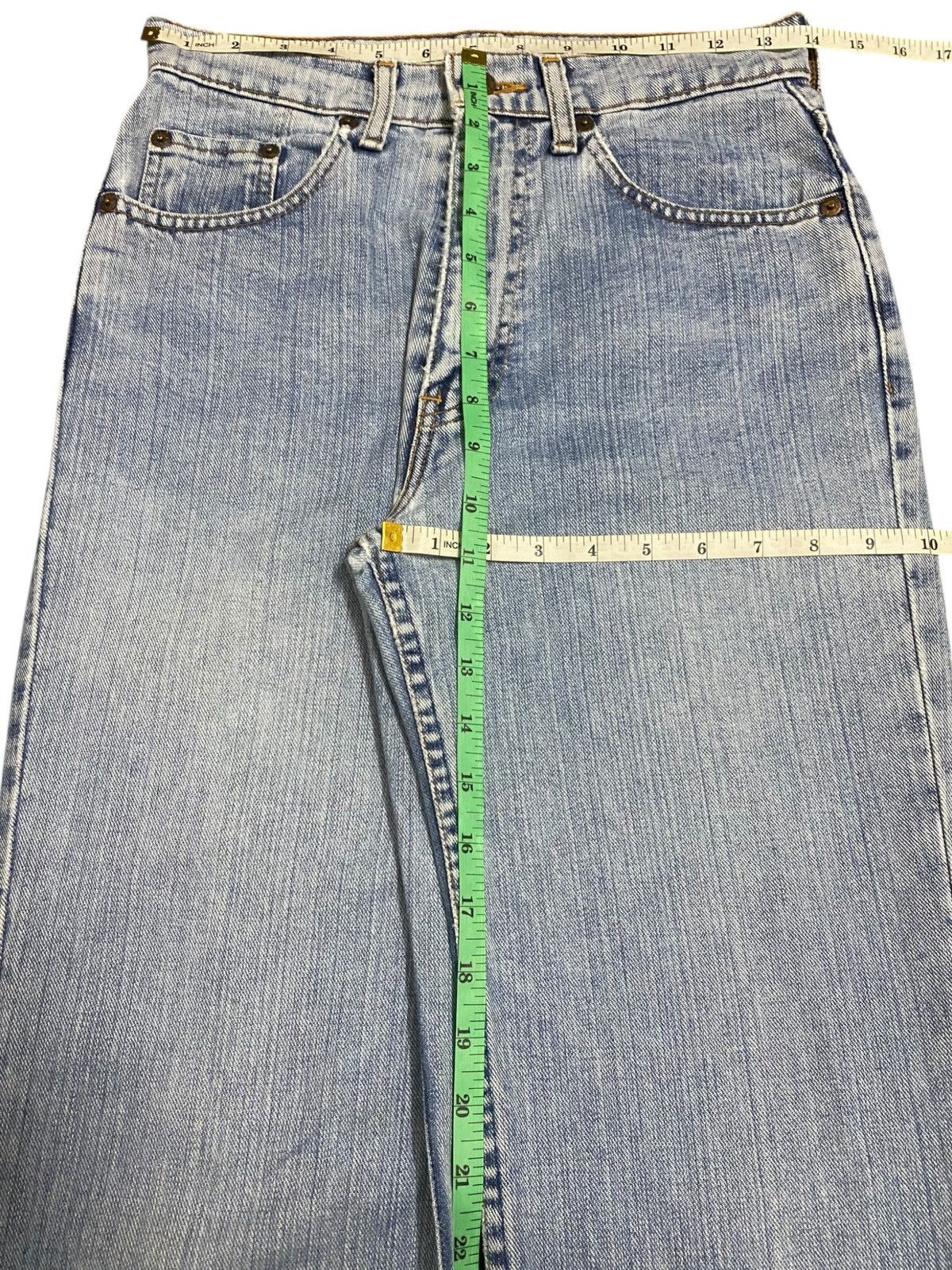 Levi's Vintage Clothing Vintage Levis511 80’s Faded Wash Loose Jeans Size US 28 / EU 44 - 13 Thumbnail