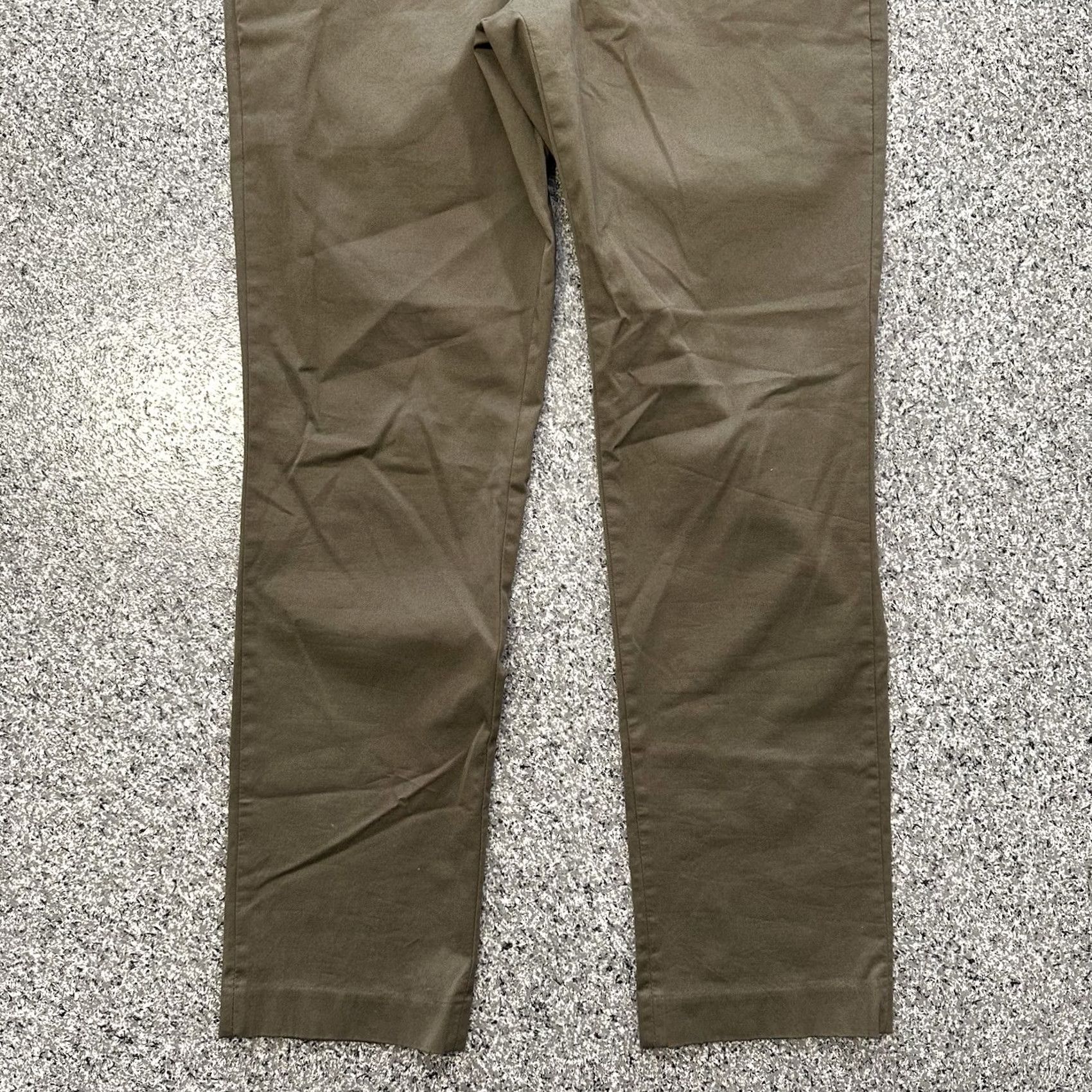 Express Express Dress Pants Mens 30x27 Brown Slim Tapered Khaki Organic Cotton Dress Pants Mens Brown Slim 30 27 Express Size US 30 / EU 46 - 3 Thumbnail