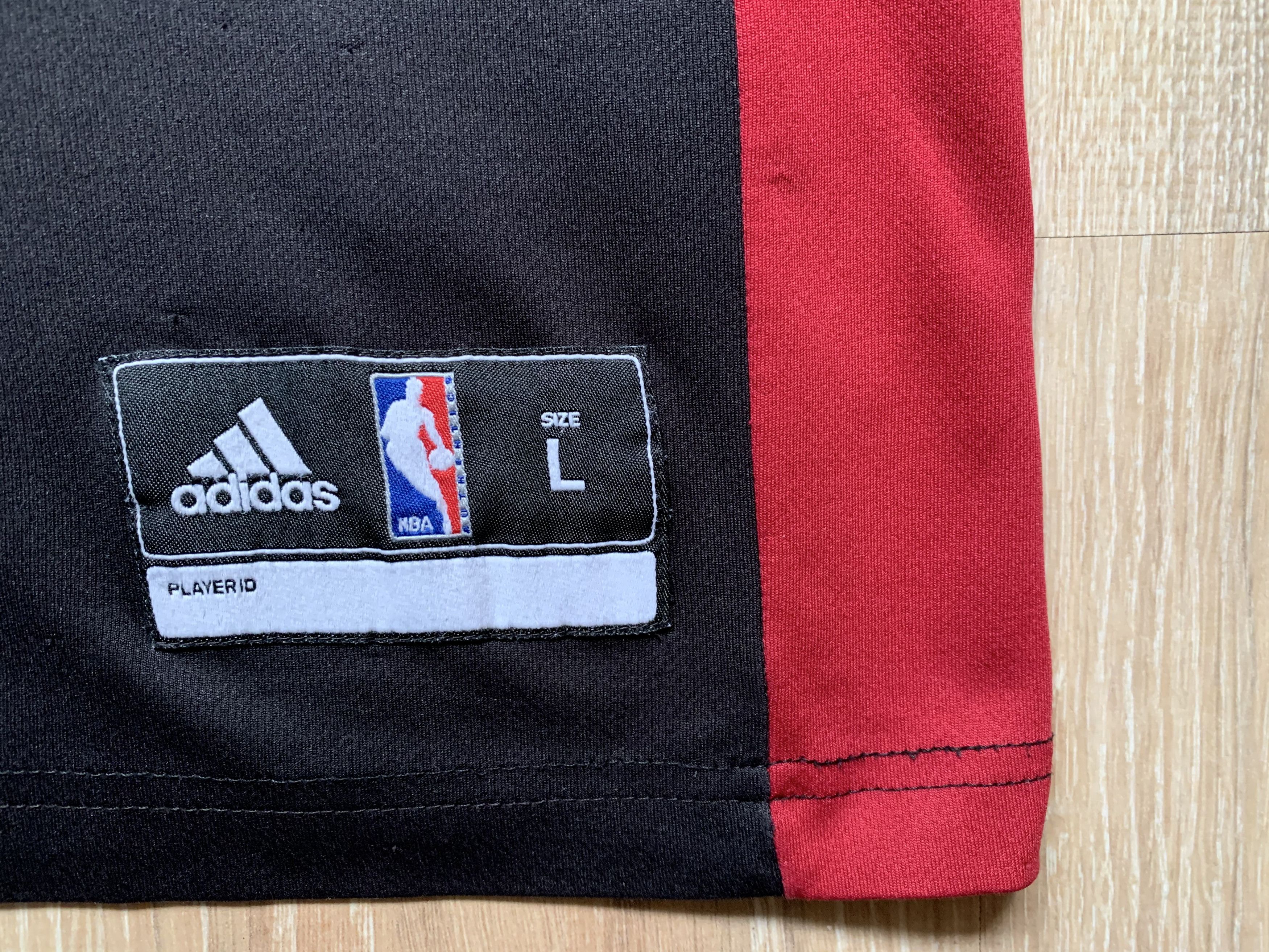 Adidas × NBA × Vintage Adidas Vintage Miami Heat LeBron James #6 Jersey Size US L / EU 52-54 / 3 - 5 Thumbnail