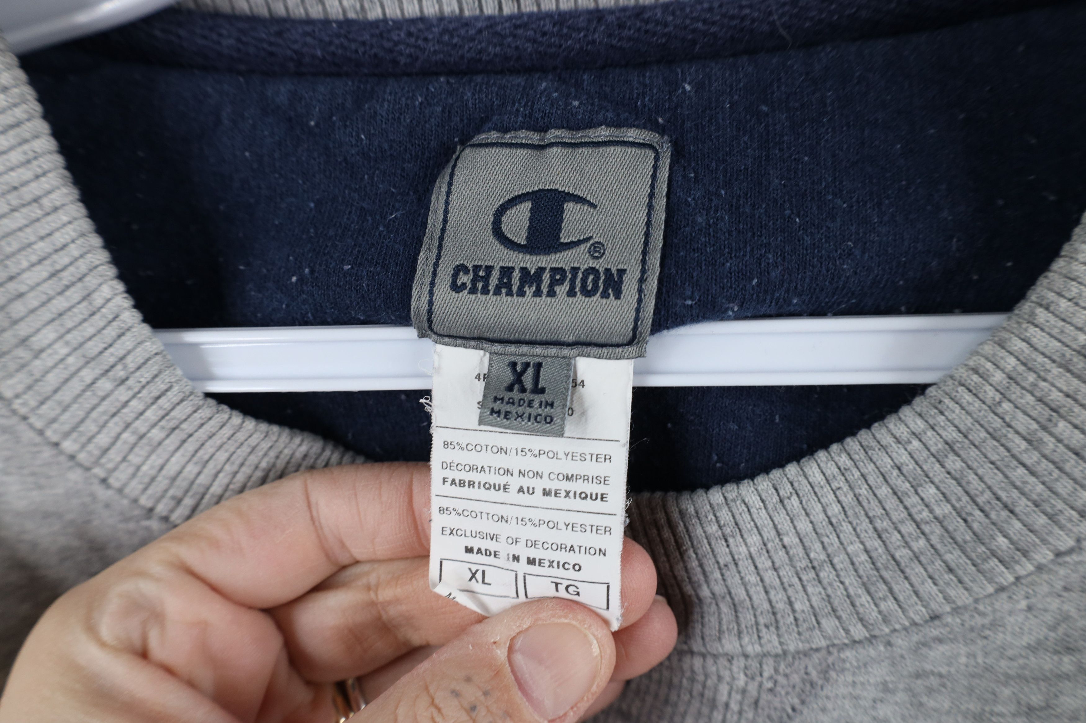 Champion × Vintage Vintage Champion Logo Crewneck Sweatshirt Heather Gray Size US XL / EU 56 / 4 - 8 Thumbnail