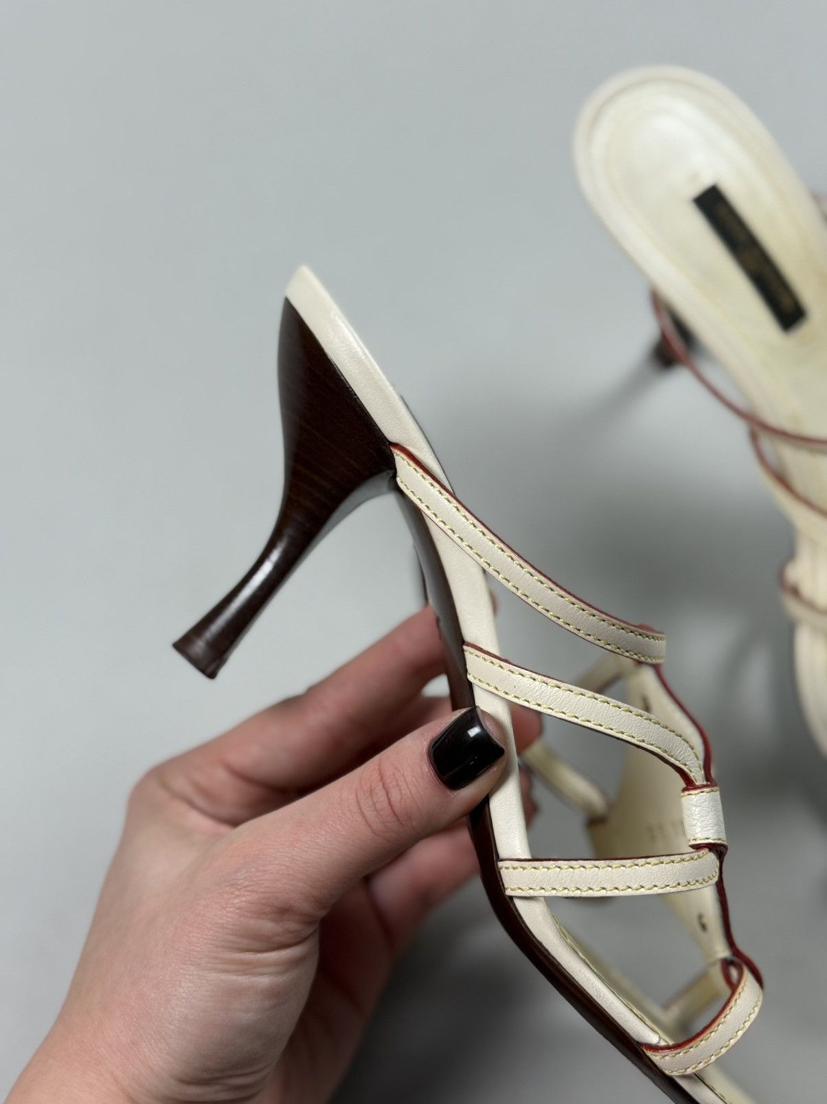 Louis Vuitton Louis Vuitton Cream Leather VTG Ankle Strap Heels Sandals Size US 8 / IT 38 - 6 Thumbnail