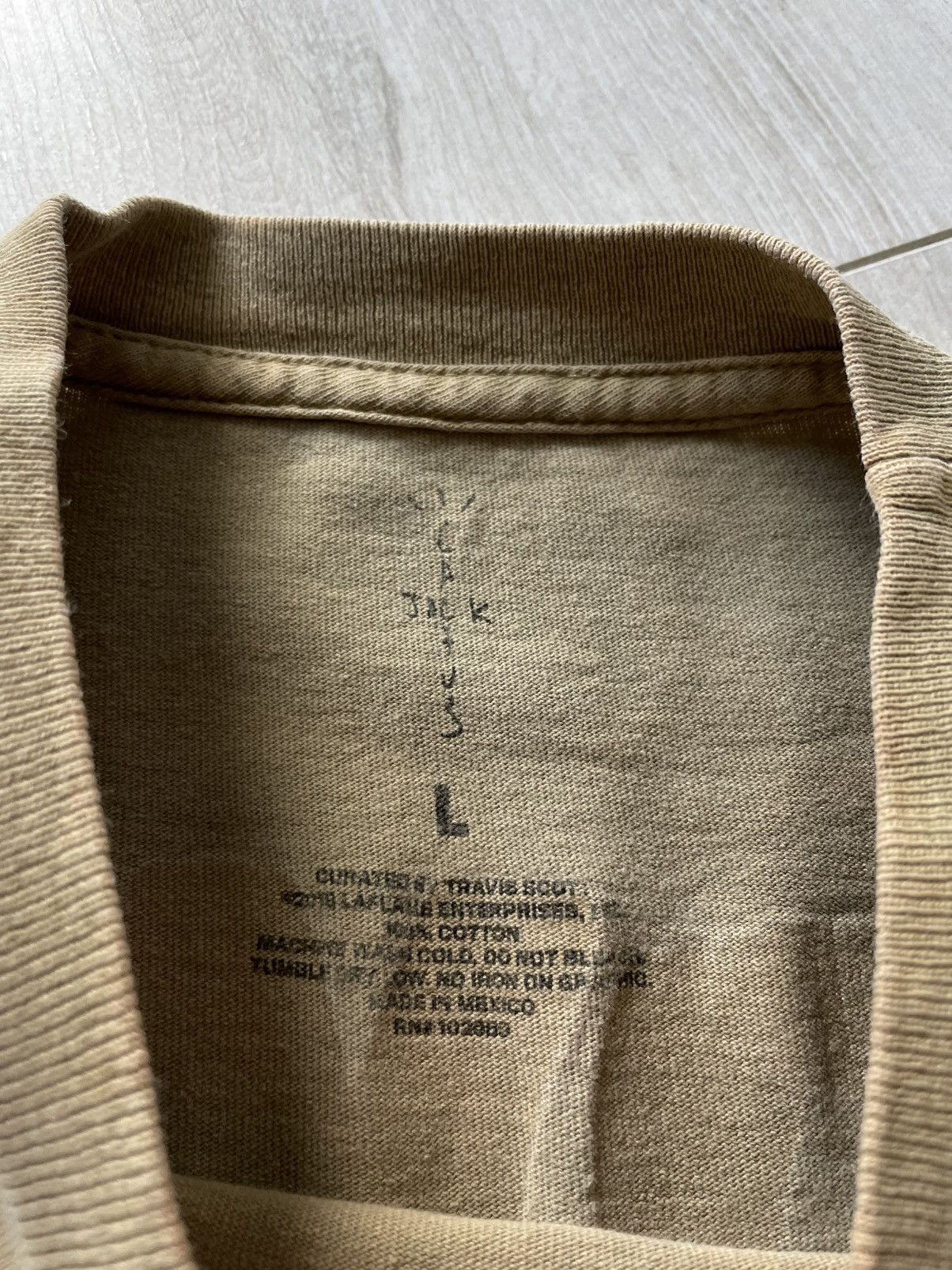 Travis Scott Travis Scott Astroworld Houston 2019 Eye T-Shirt Sun Fade Size US L / EU 52-54 / 3 - 9 Thumbnail