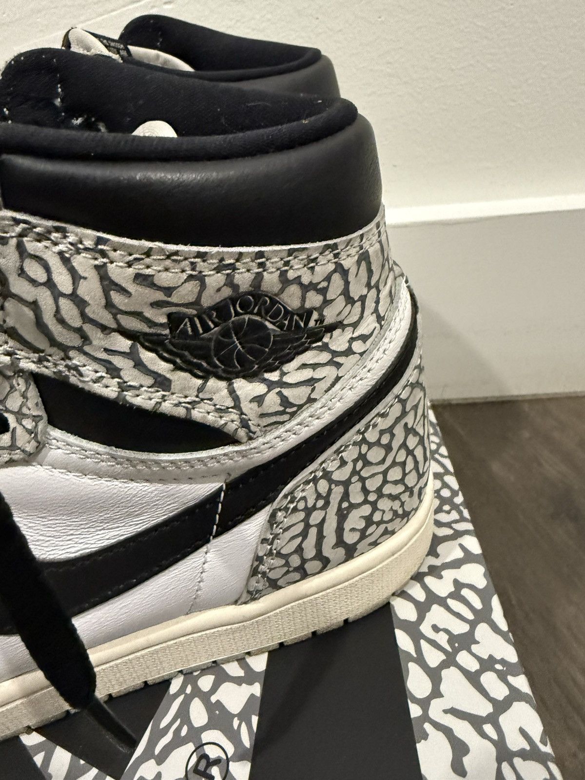 Jordan Brand × Nike Jordan 1 Retro High - White Cement Size US 7 / EU 40 - 7 Thumbnail